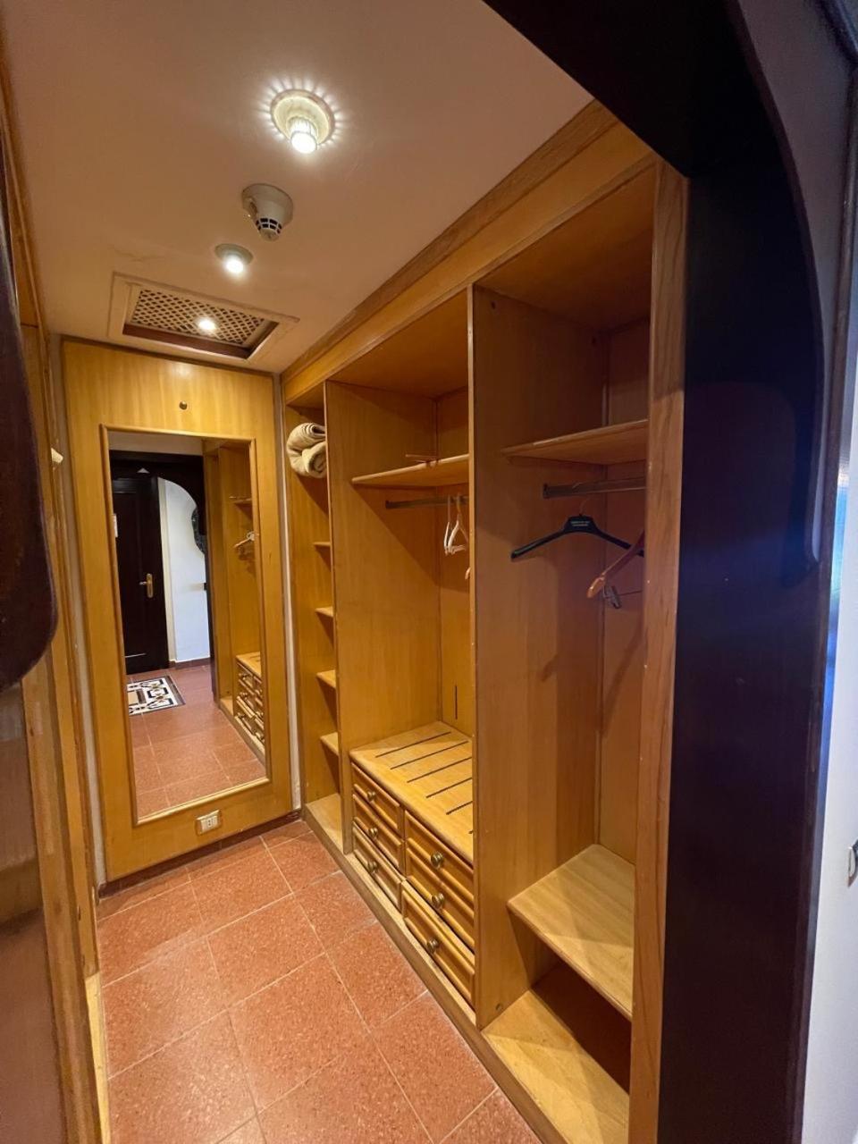Double or Twin Room with Partial Sea View,1632941954:JPEG