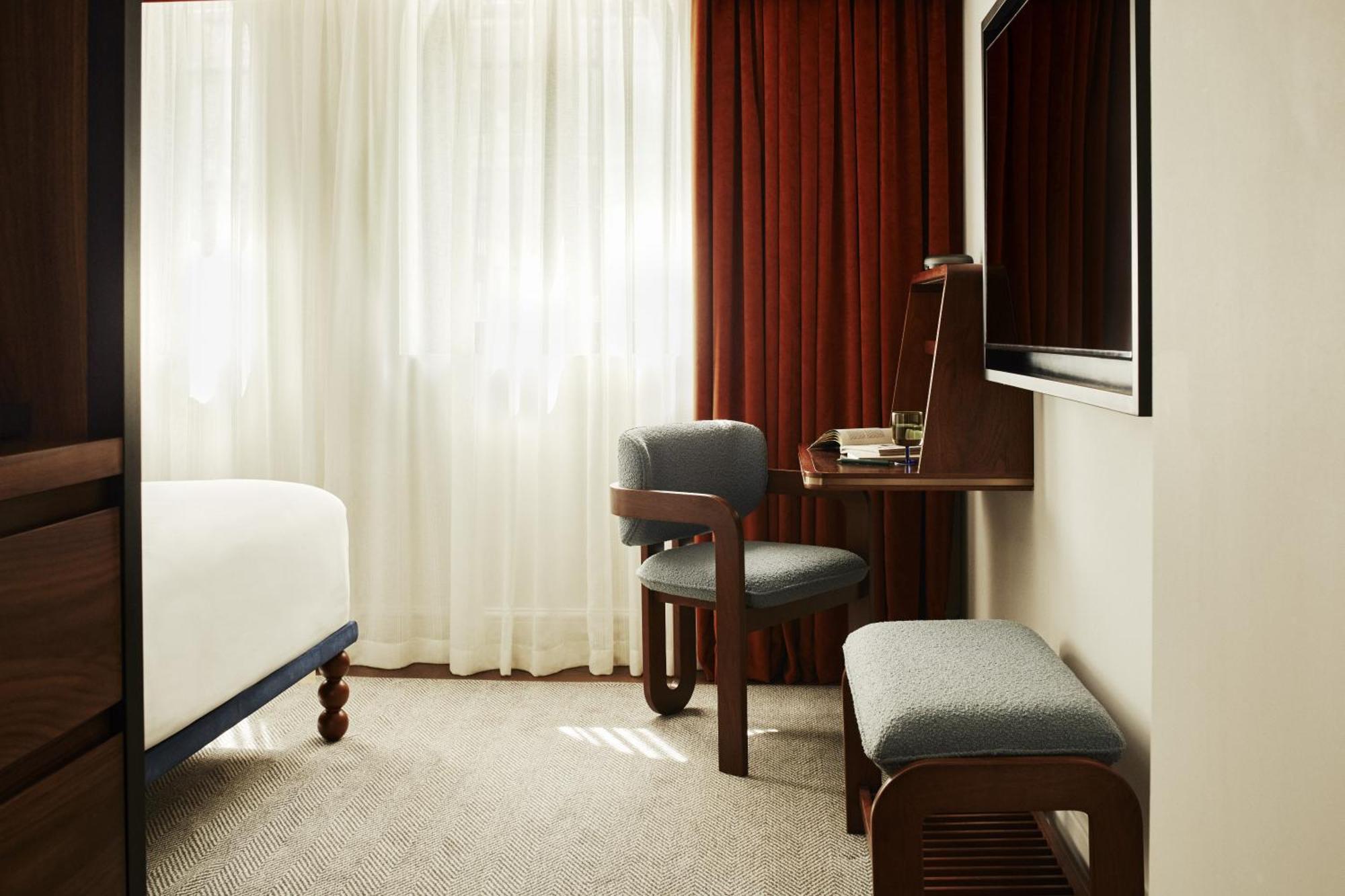 General Admission with more space,1740153410:JPEG