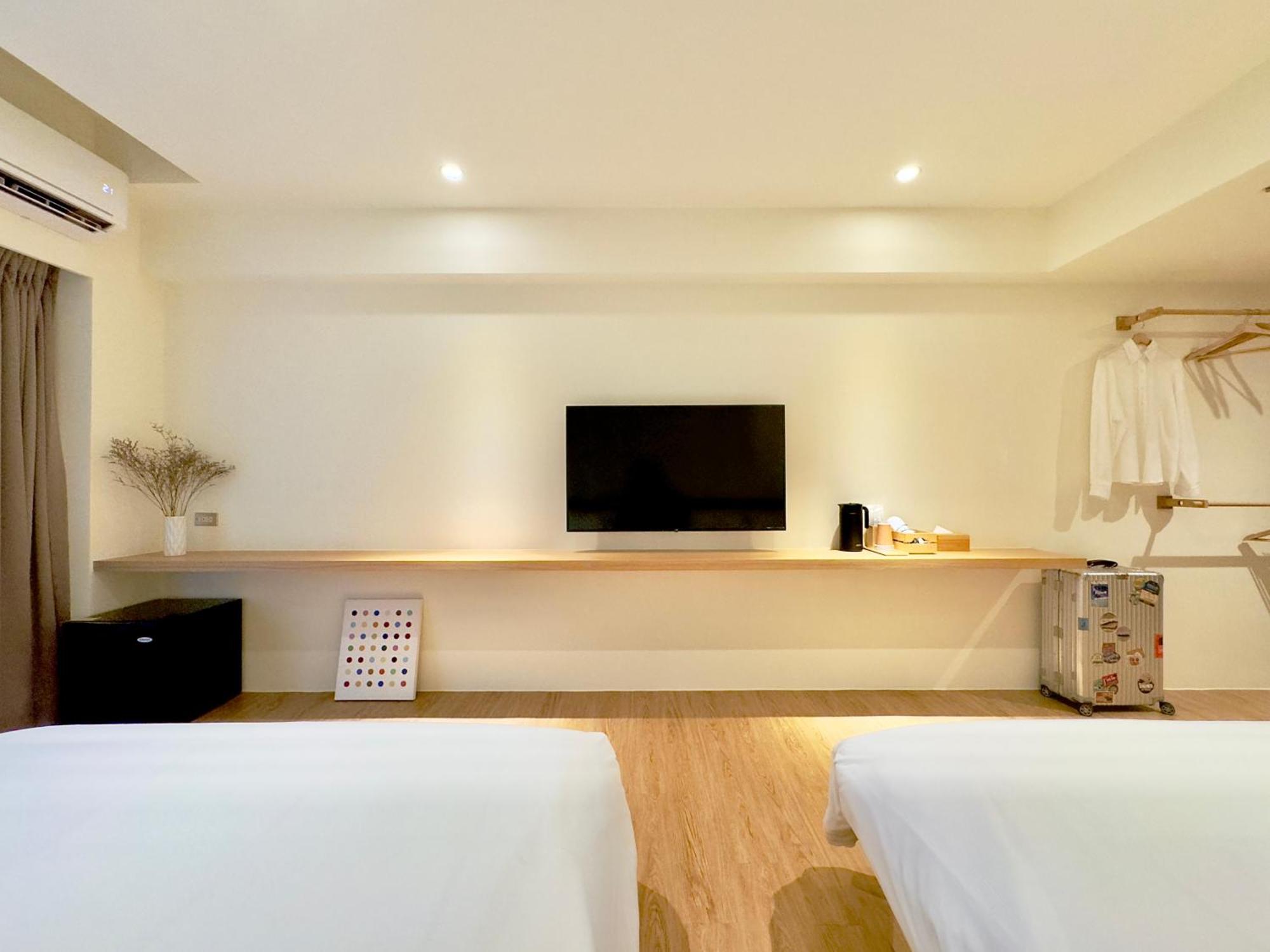Superior Quadruple Room With 101 View