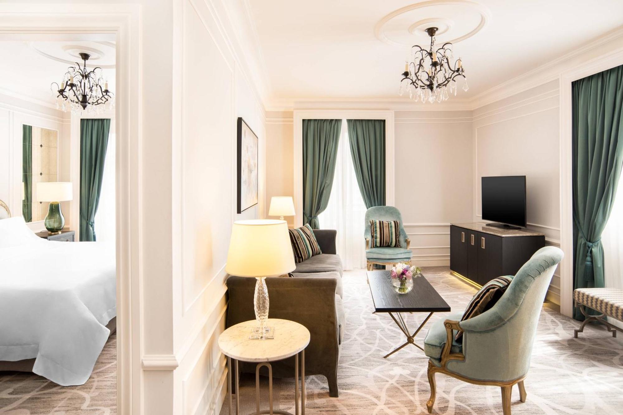 River Suite 1 Bedroom Suite 2 Twin or Single Beds