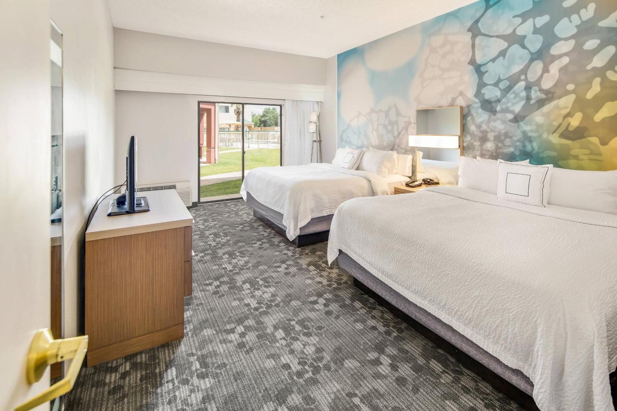 Suite, 2 King, Sofa bed