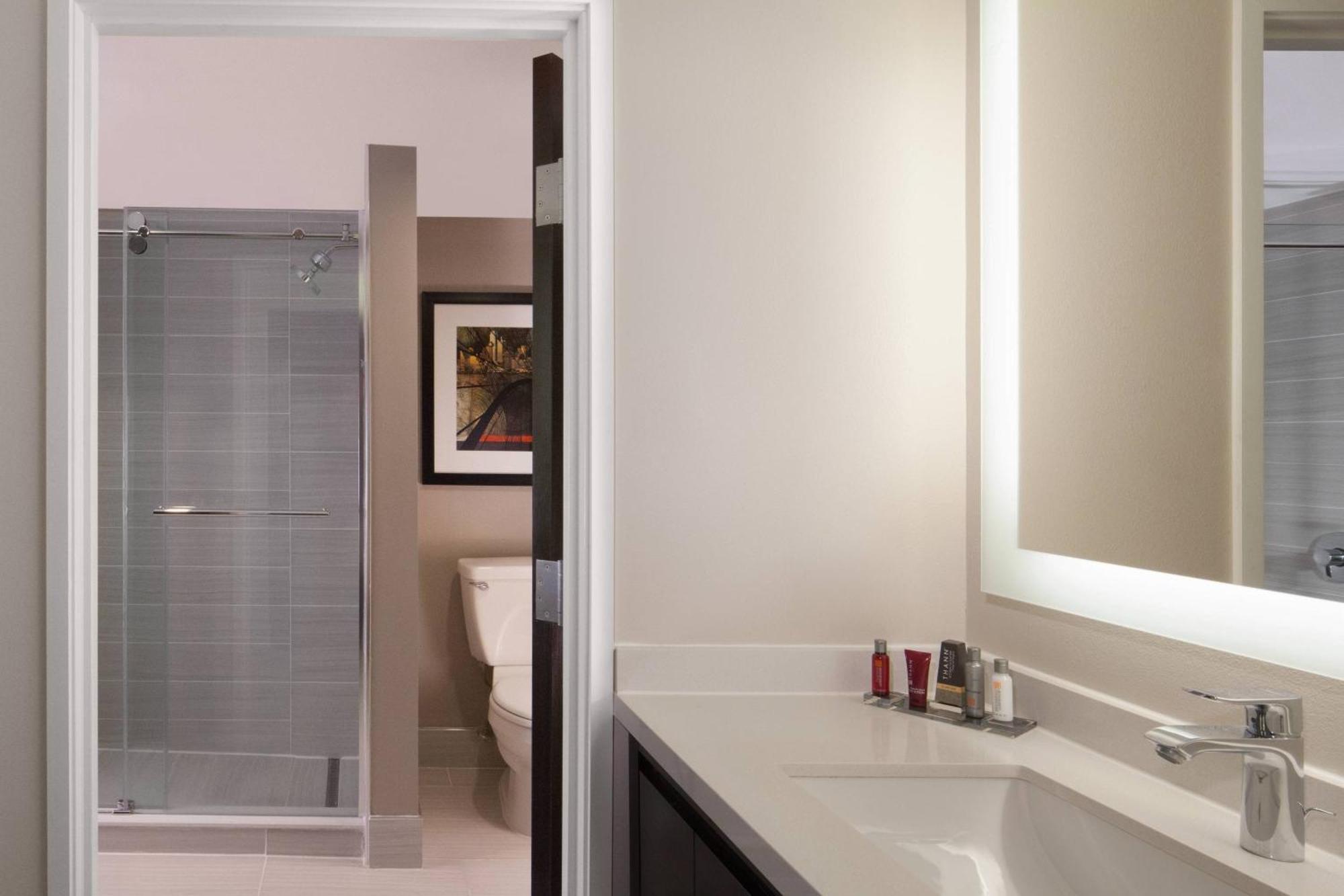 PURE One Bedroom Suite with One King Bed and Sofa Bed - Allergy Friendly