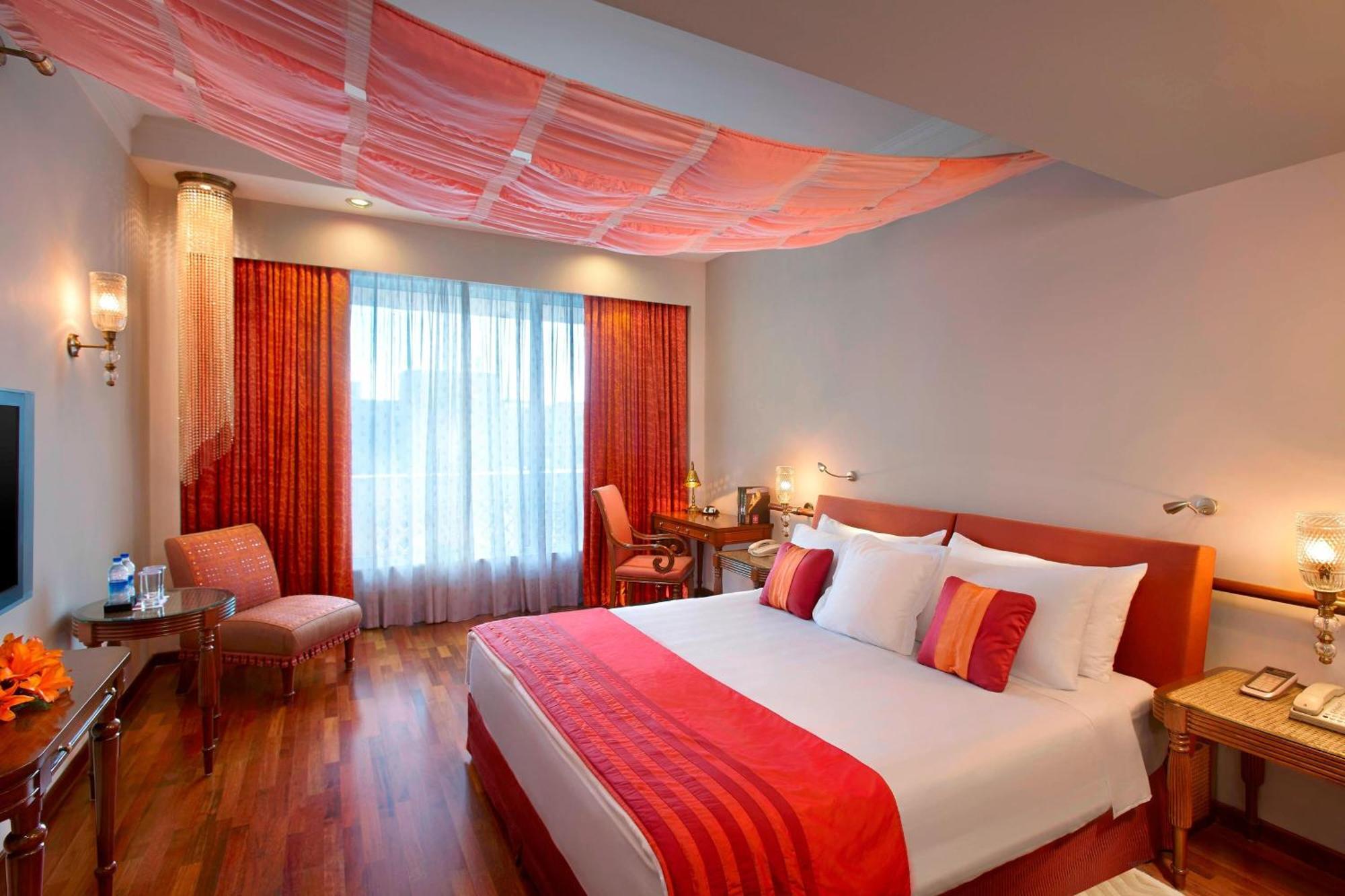 Suite Thikana avec Accès au Salon Club + Service de Majordome et Connexion Wi-Fi