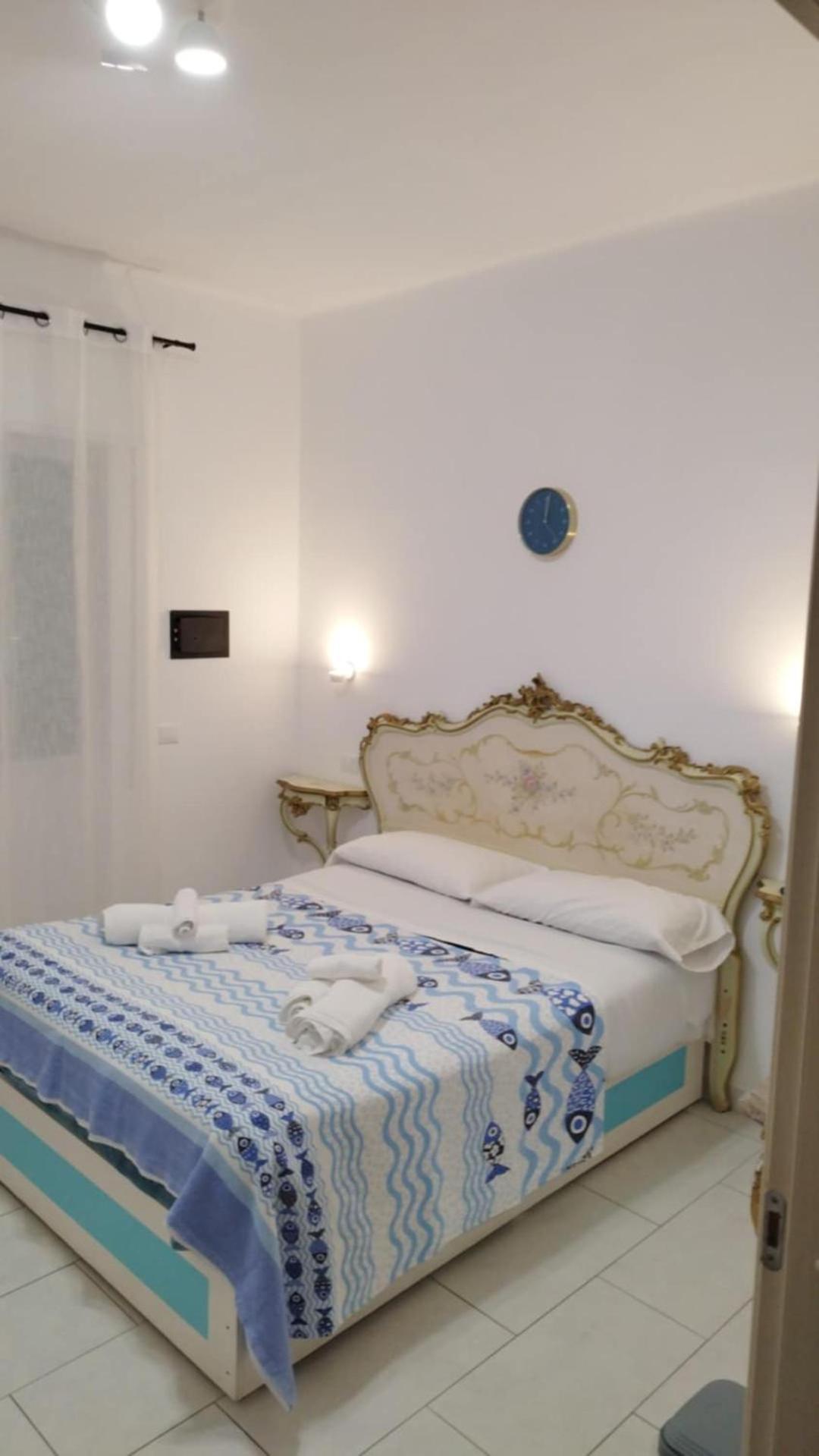 Quadruple Room with Private External Bathroom
