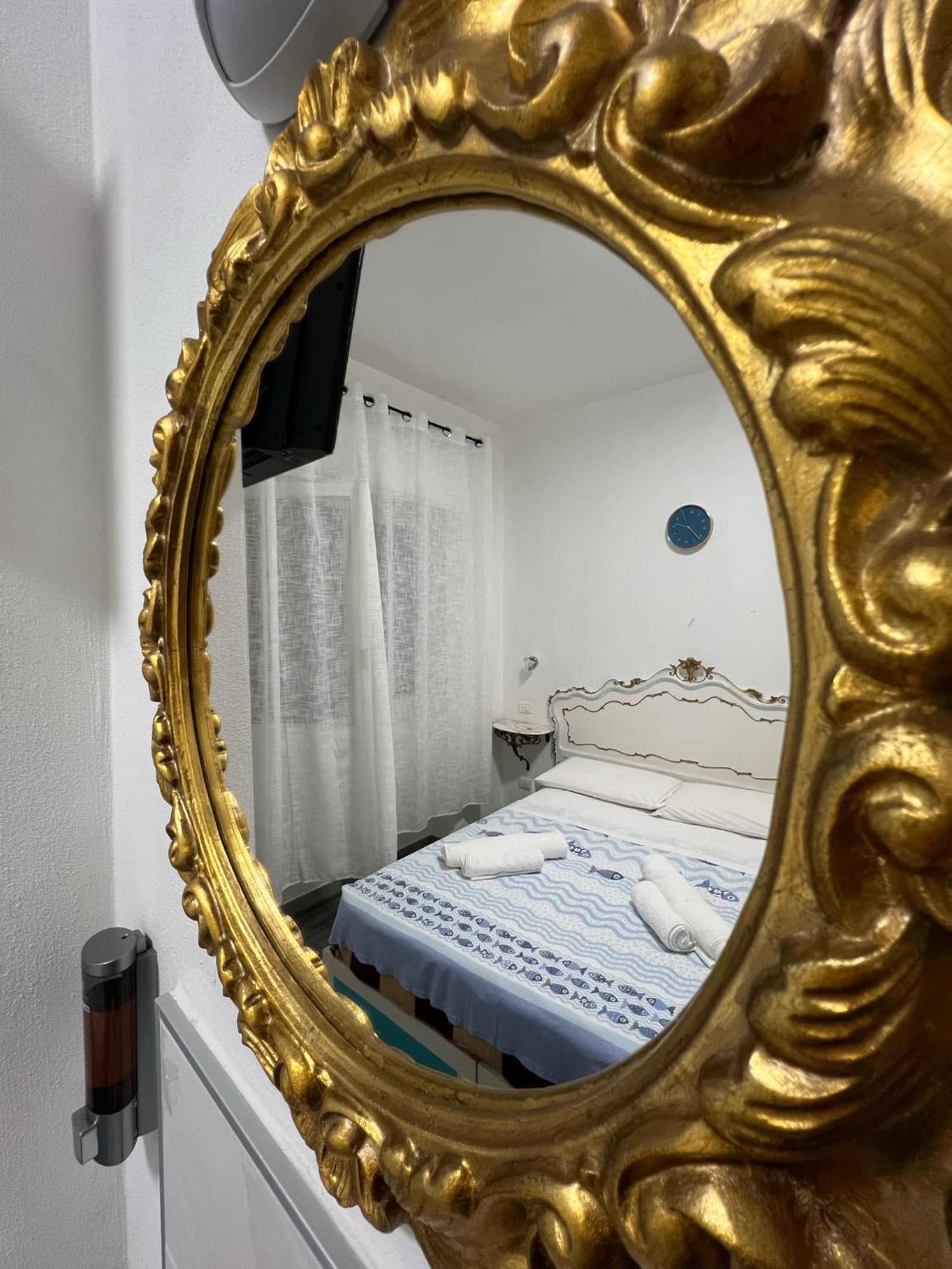 Double or Twin Room with Private External Bathroom