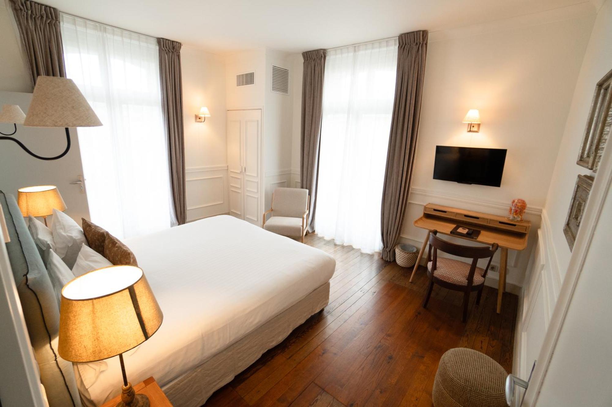 Superior Double or Twin Room with Balcony