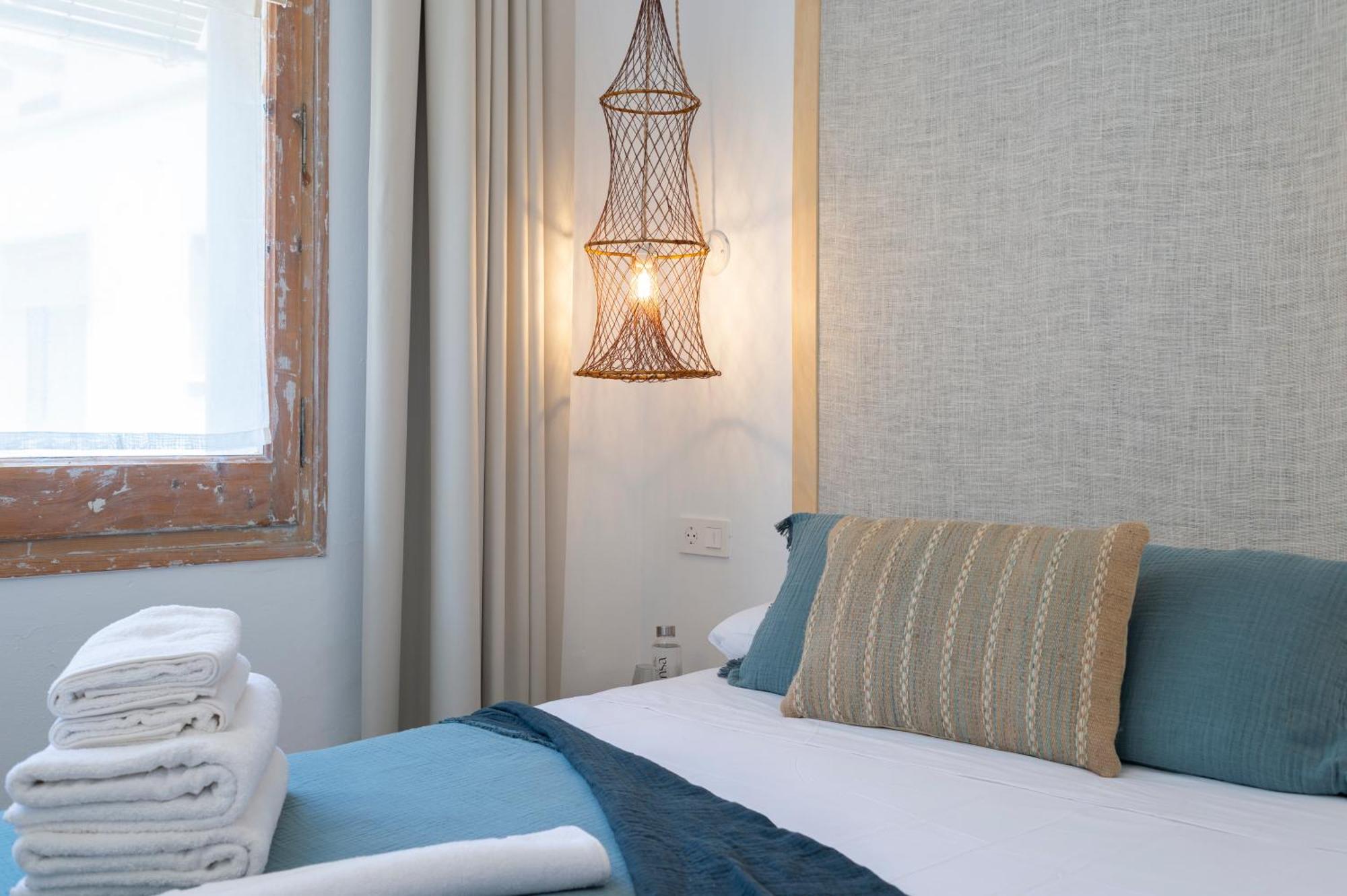 Petite Chambre Double - Vue sur Extérieur