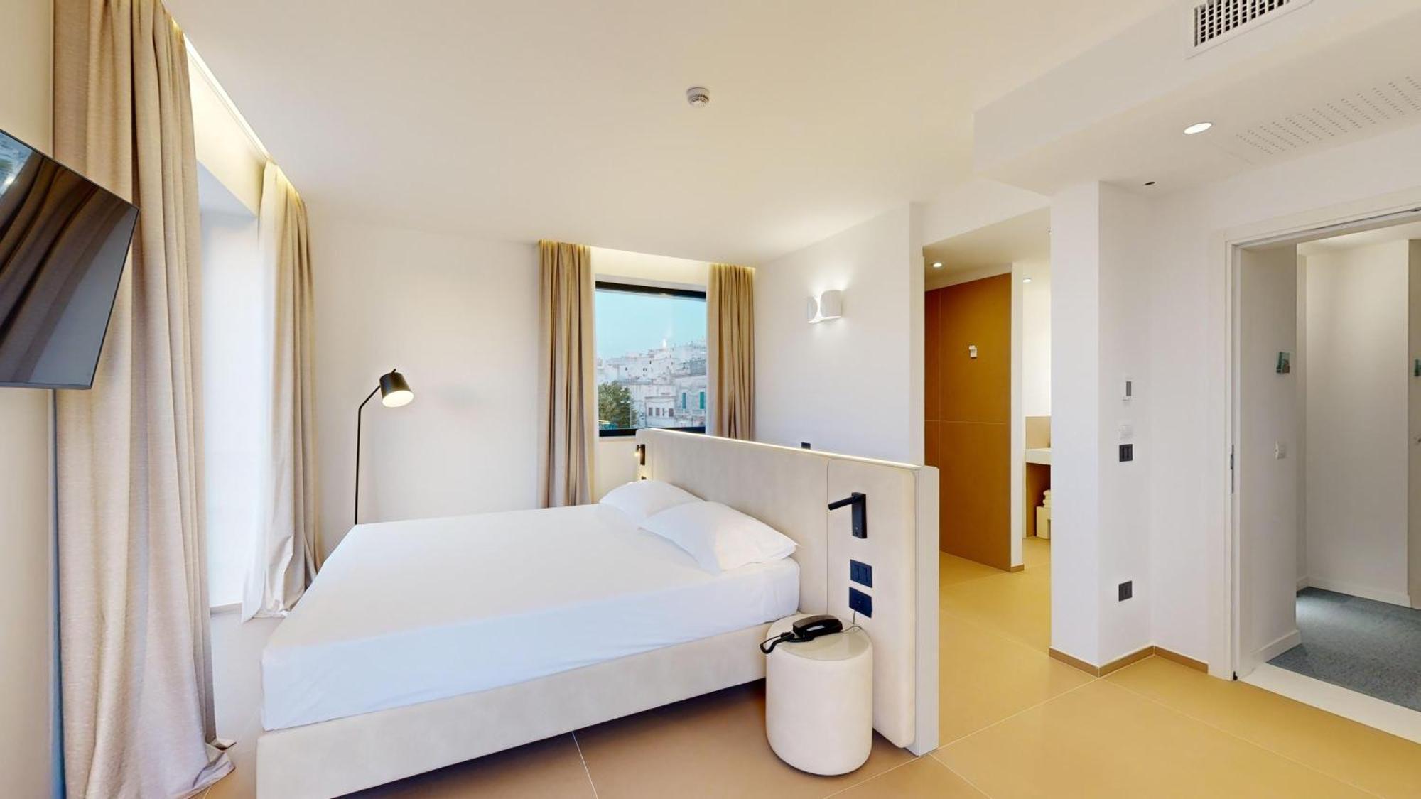Superior Double or Twin Room with Terrace