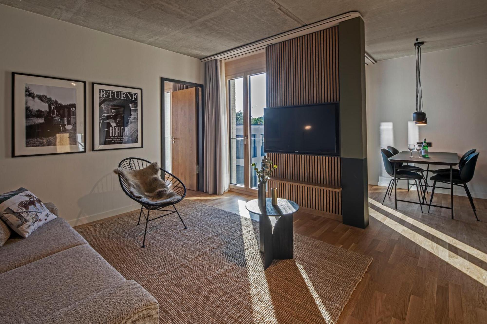 Family Suite,1634365737:JPEG