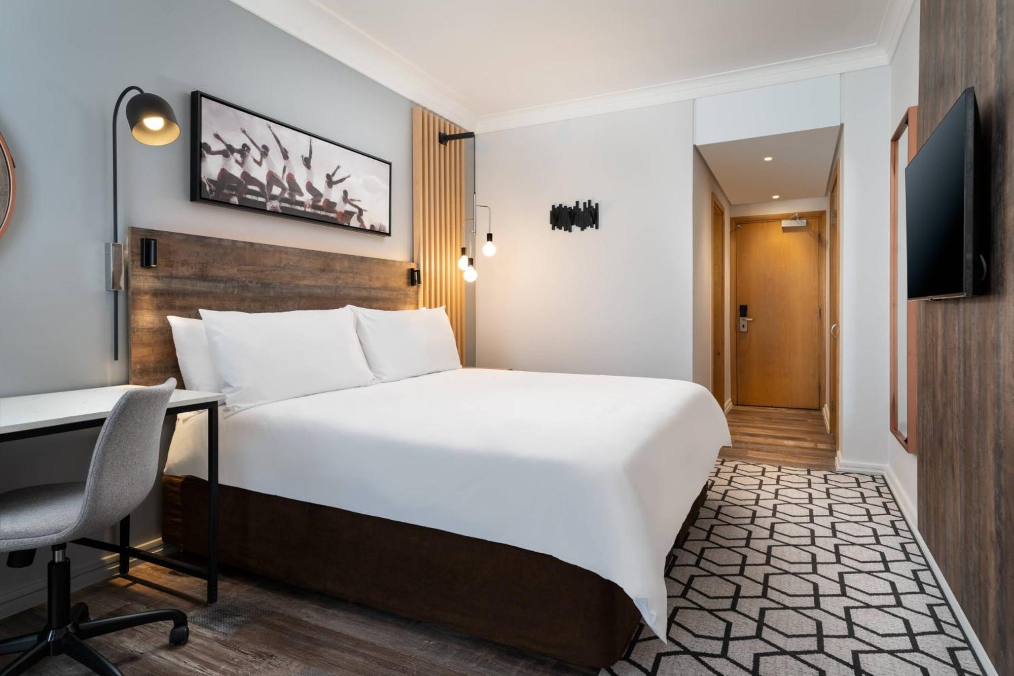 Guest Room, 1 King