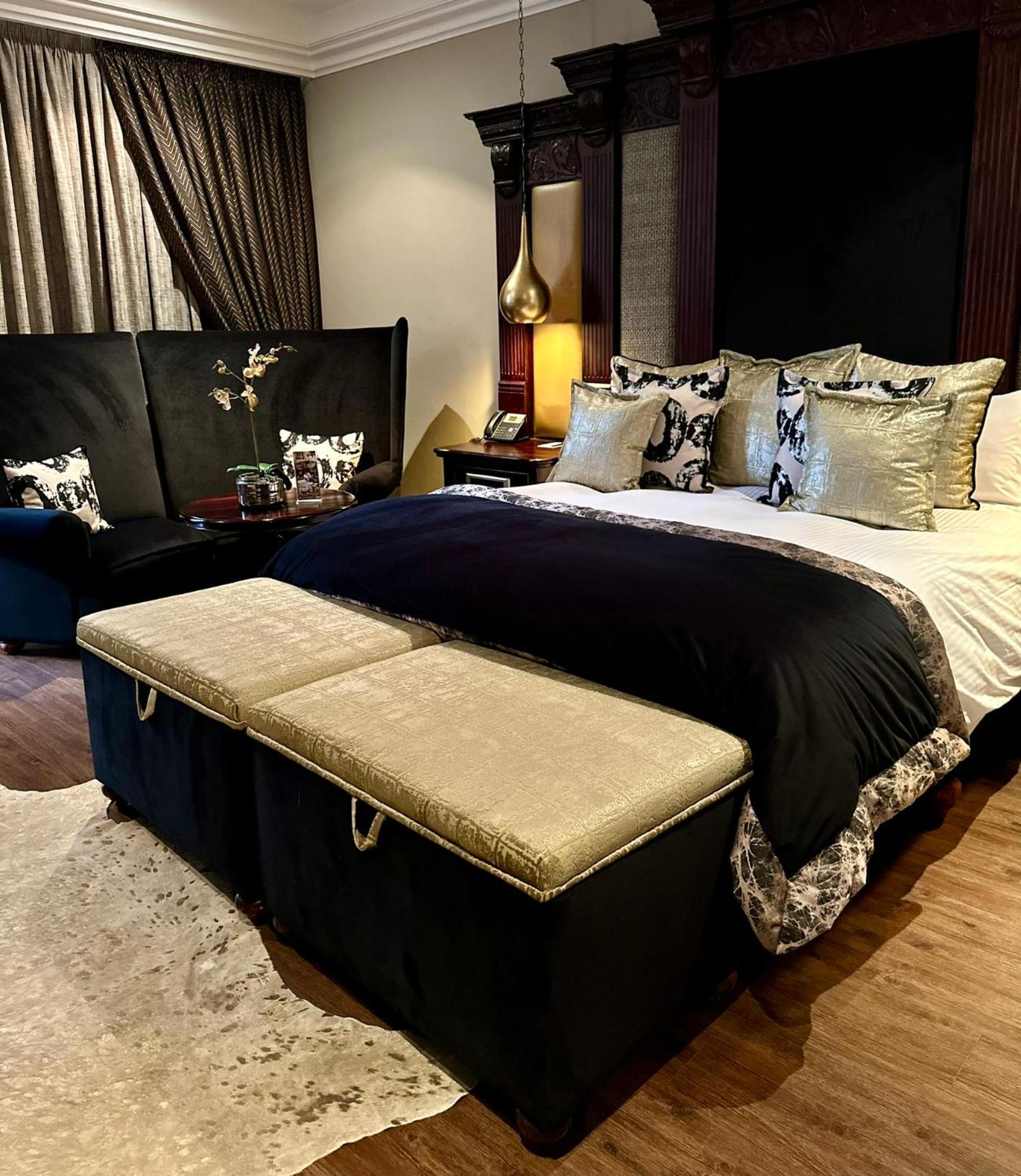 Deluxe Junior Suite