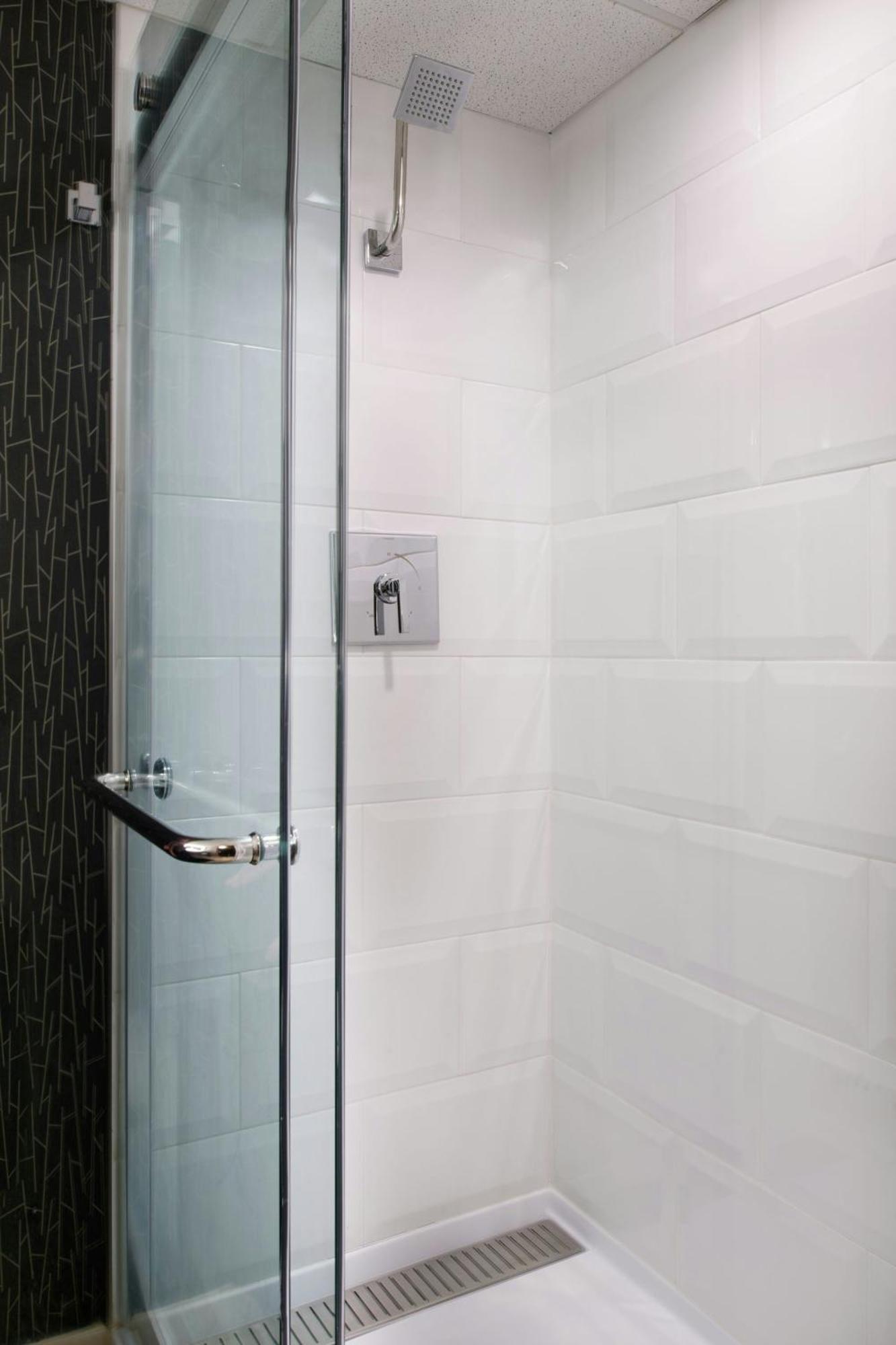 Habitación Concierge level en la planta superior - 1 cama extragrande o 2 dobles