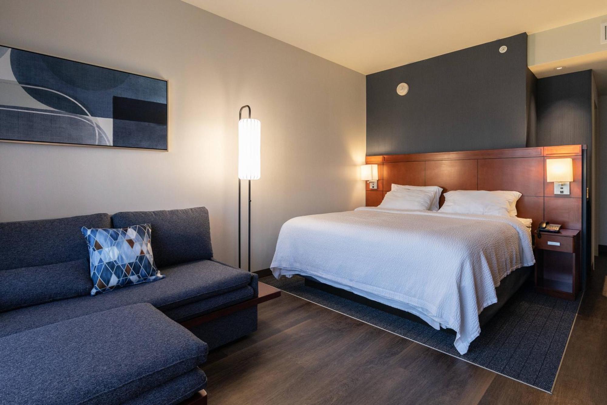 King Room,1634427392:JPEG