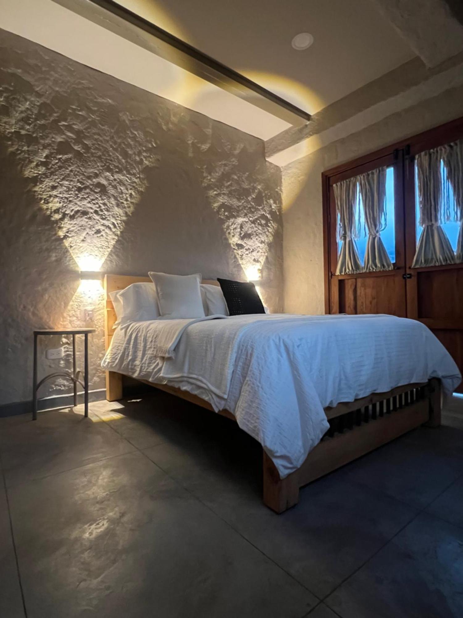 Double Room,1770964061:JPEG