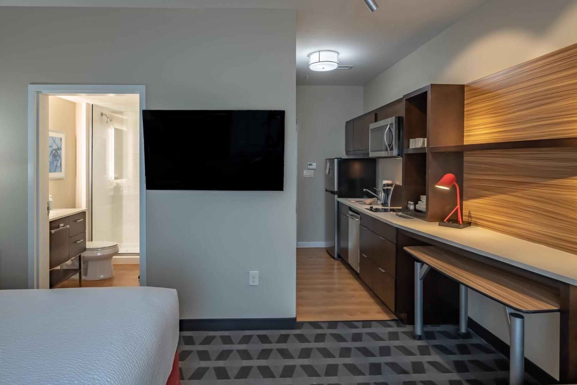 King Studio with Sofa Bed