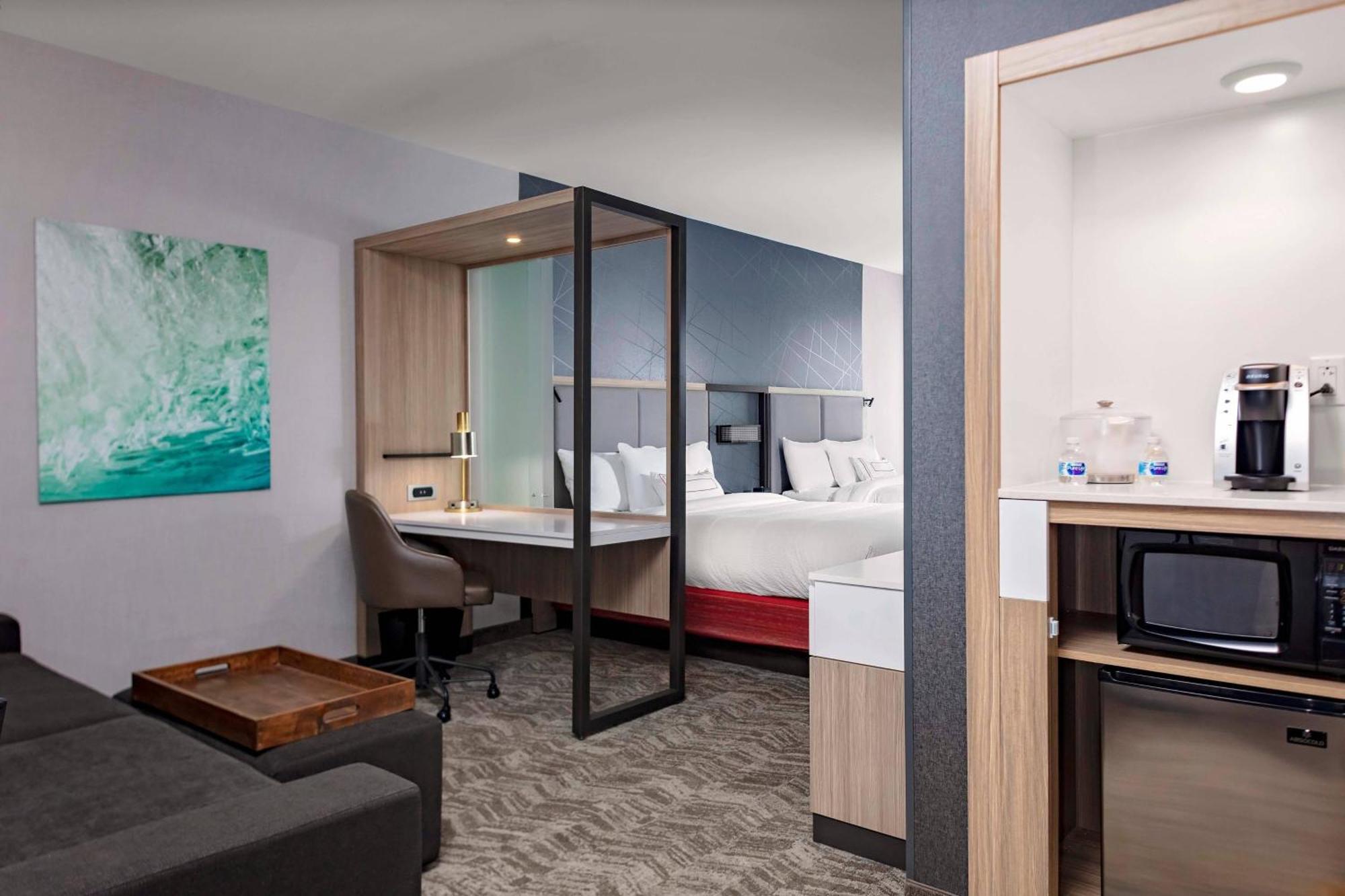 Queen Suite with Two Queen Beds and Trundle Sofa