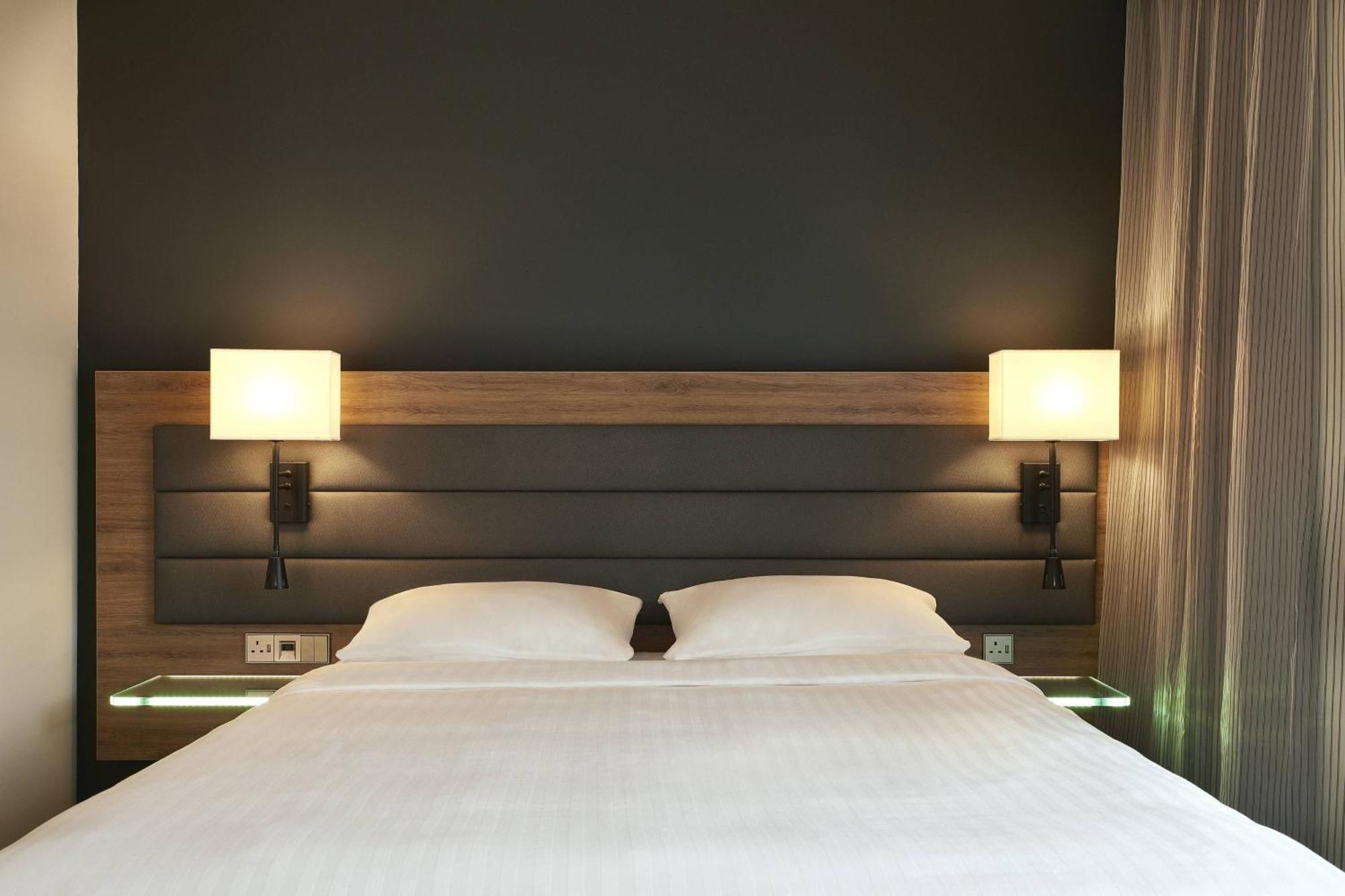 Chambre Lit Queen-Size Moxy