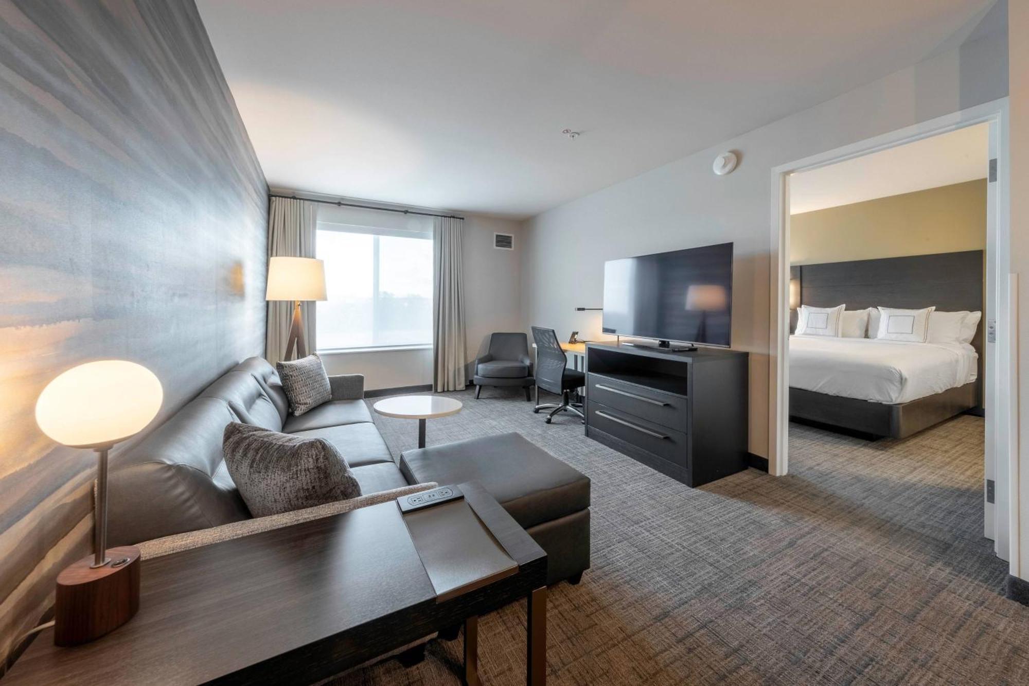1 Bedroom Suite, 2 Queen