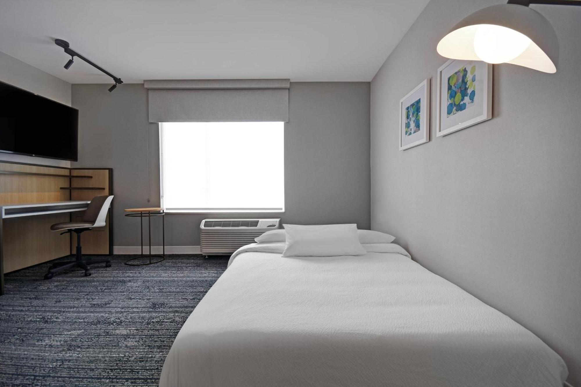 One-Bedroom Queen Suite with Sofa Bed