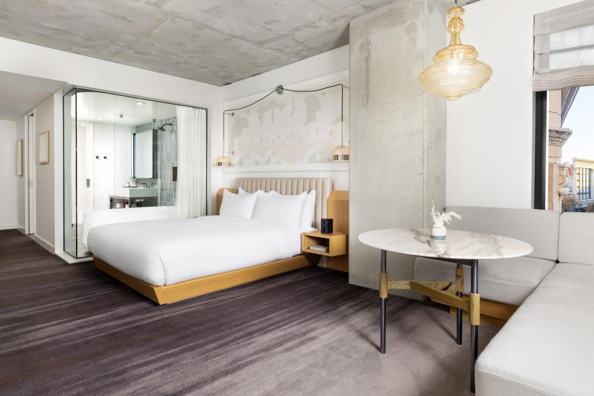 Chambre Lit King-Size d'Angle - Vue sur Panorama Urban