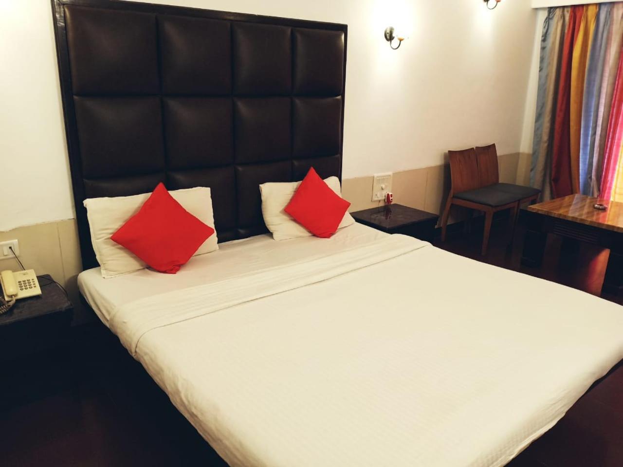 Super Deluxe Room