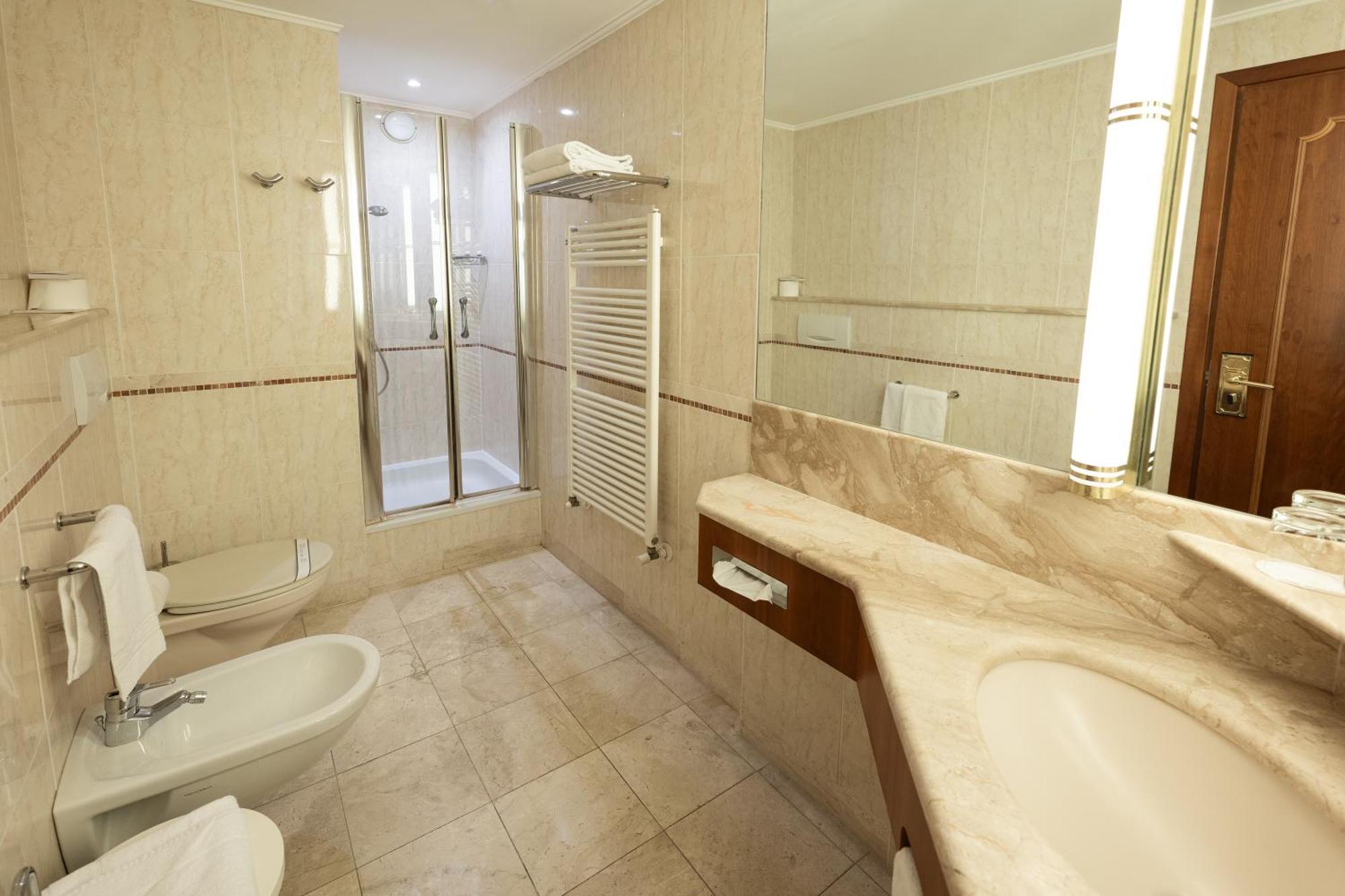 Superior Twin Room with Balcony