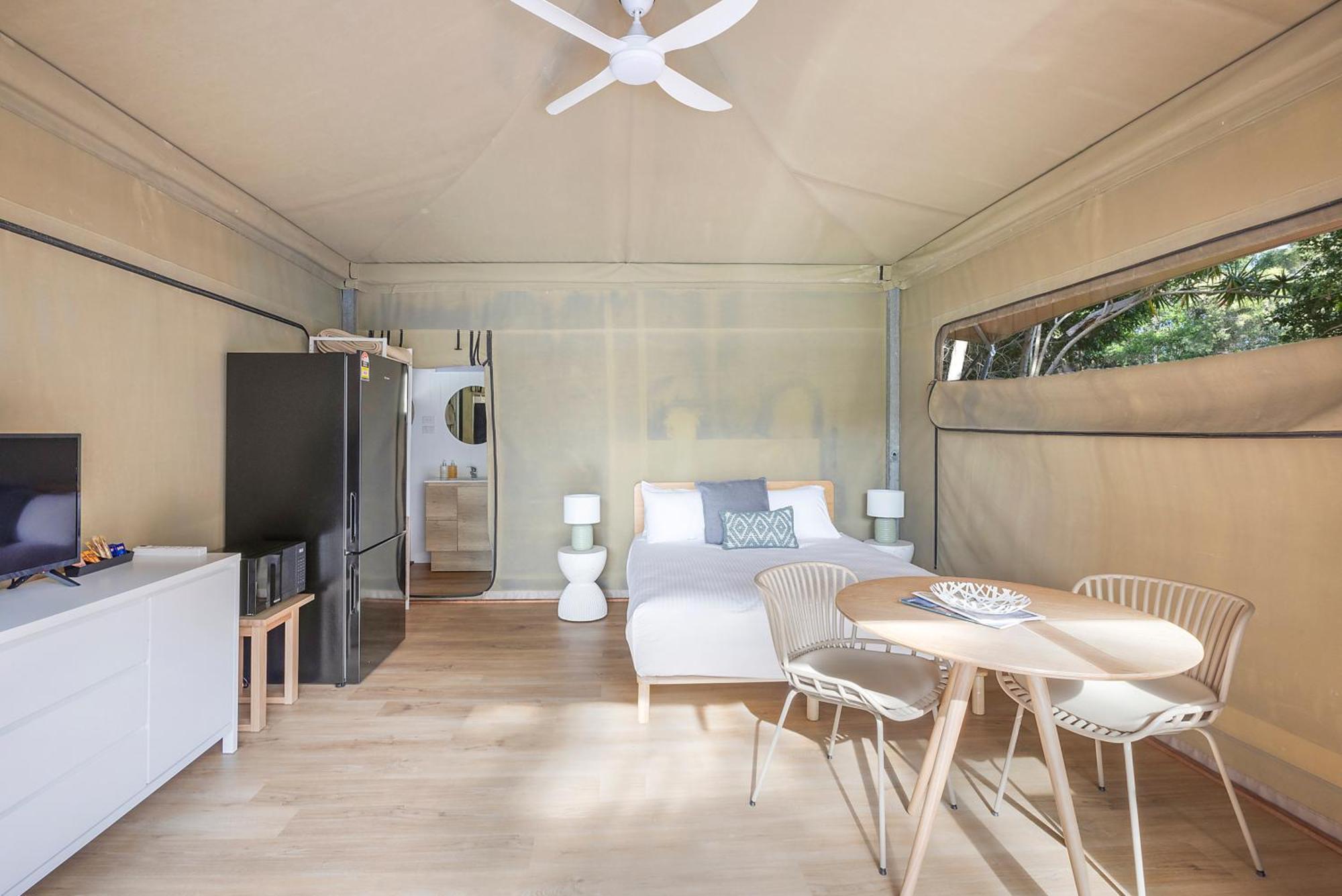 Deluxe Beach Tent  - Sleeps 2