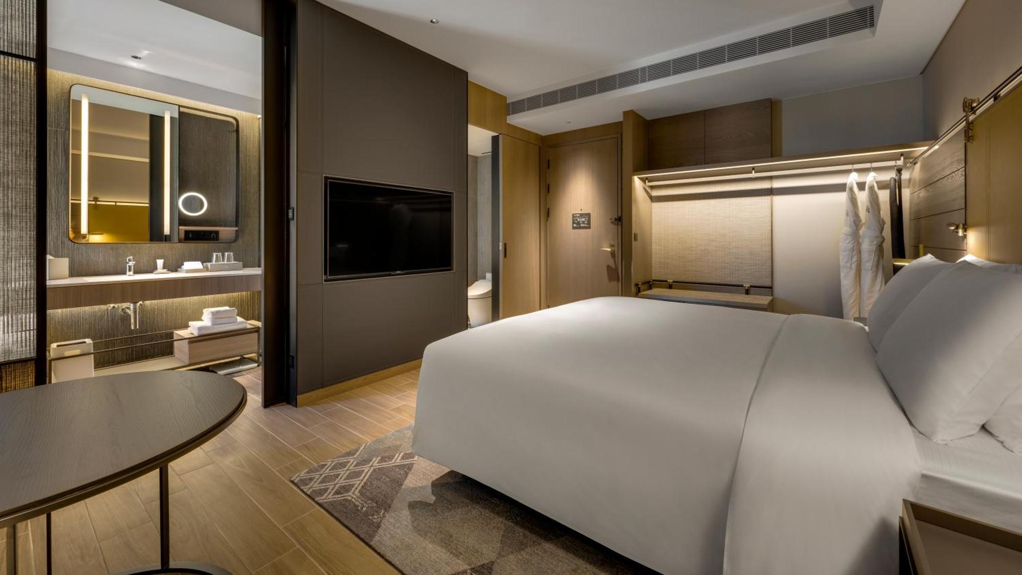King Guest Room