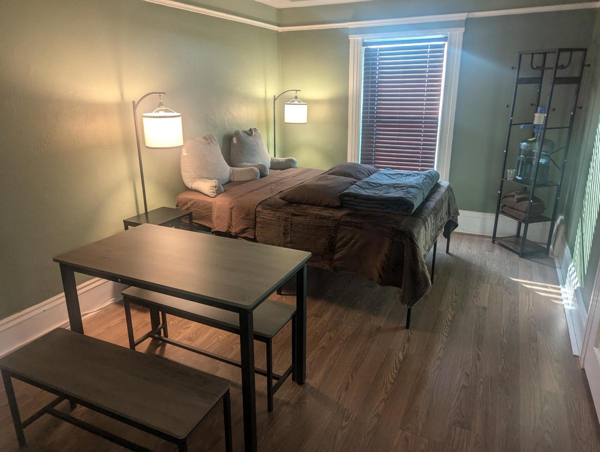 Double Room with Shared Bathroom