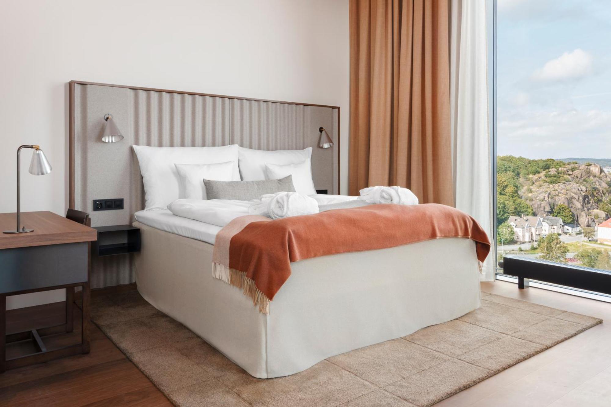 Deluxe Double Room,1635892356:JPEG