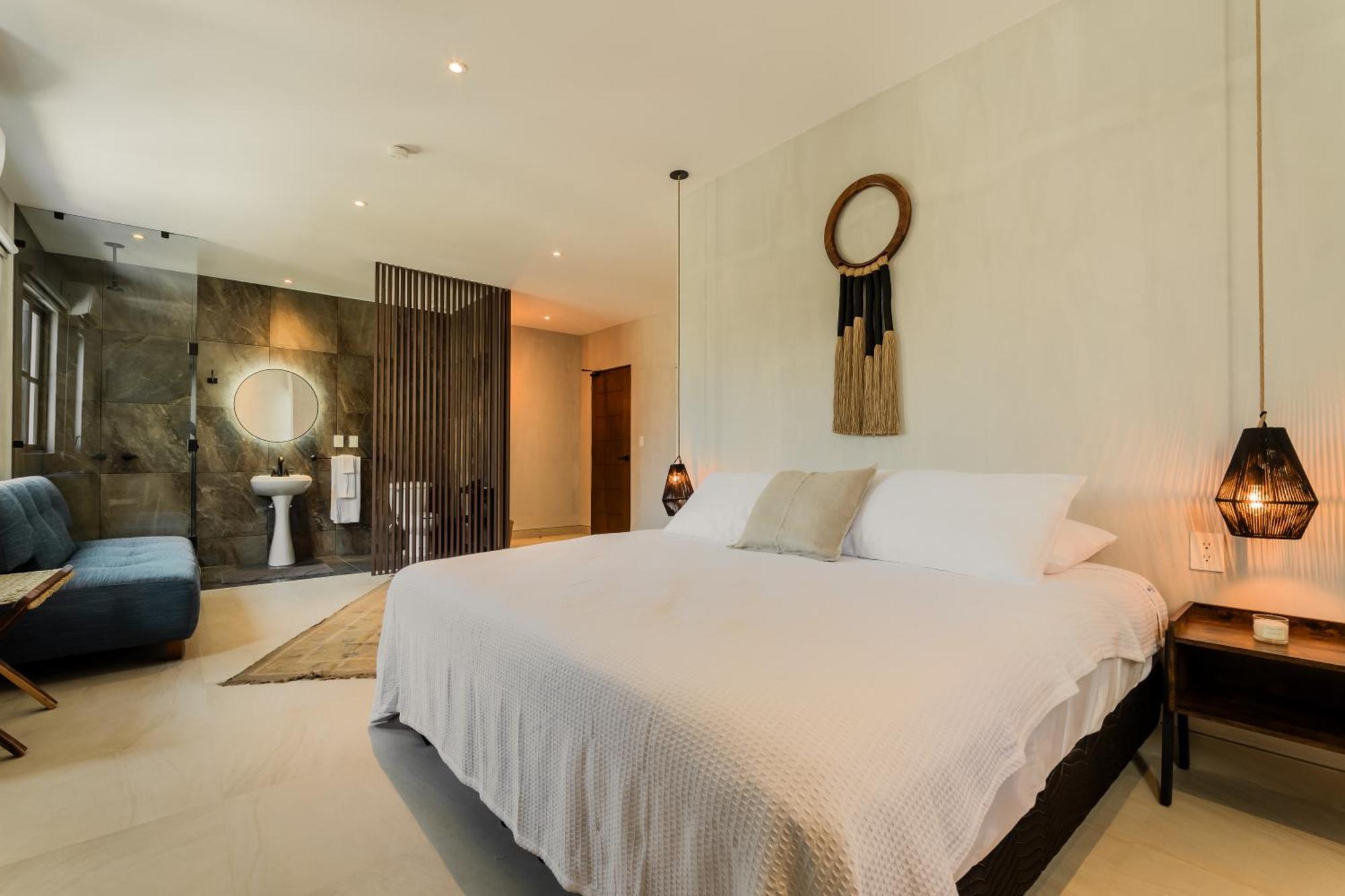 Estudio con sofá cama