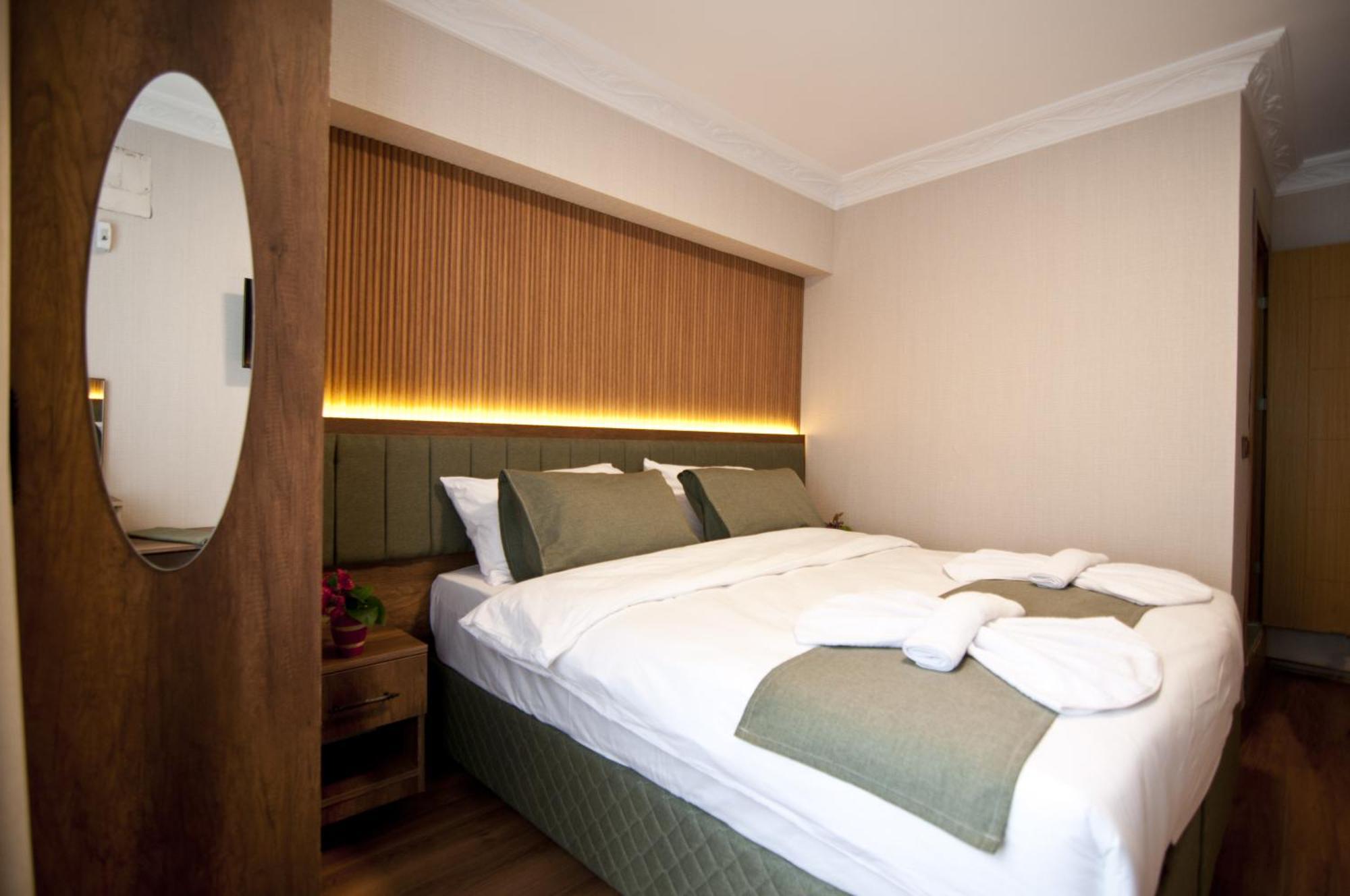 Double Room,1635888983:JPEG