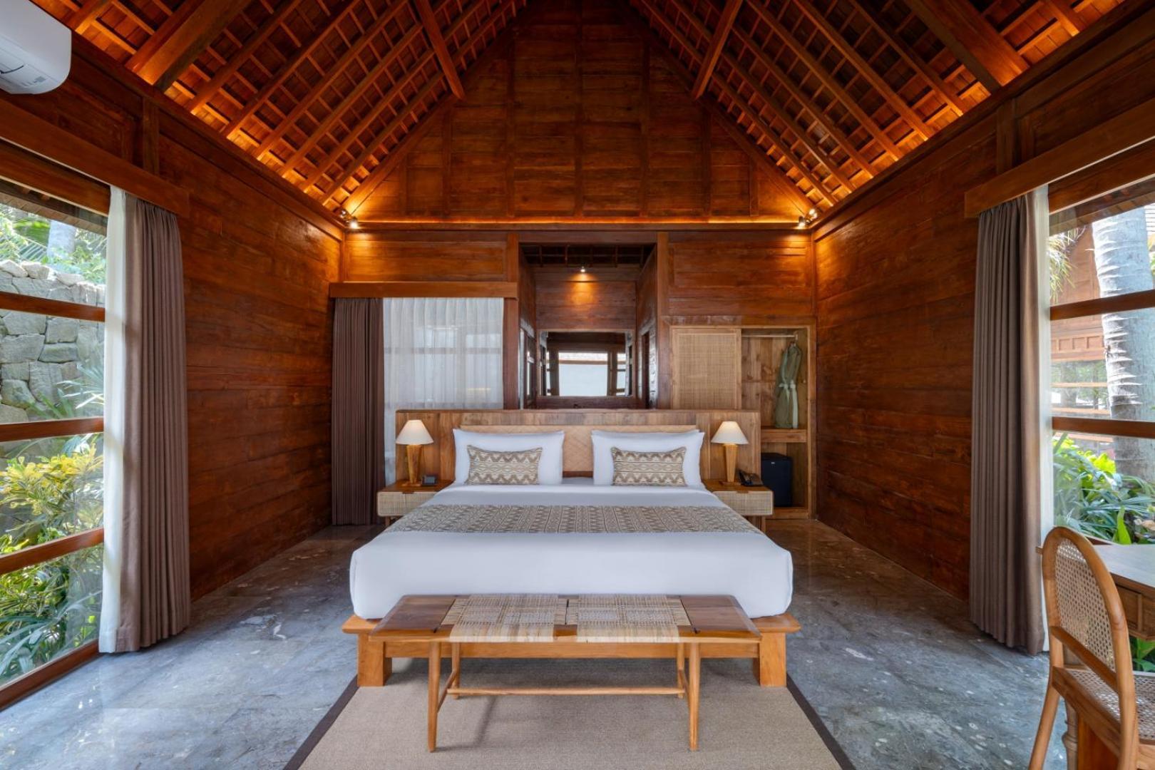Emana Wooden Villa with Private Pool and Free Benefits