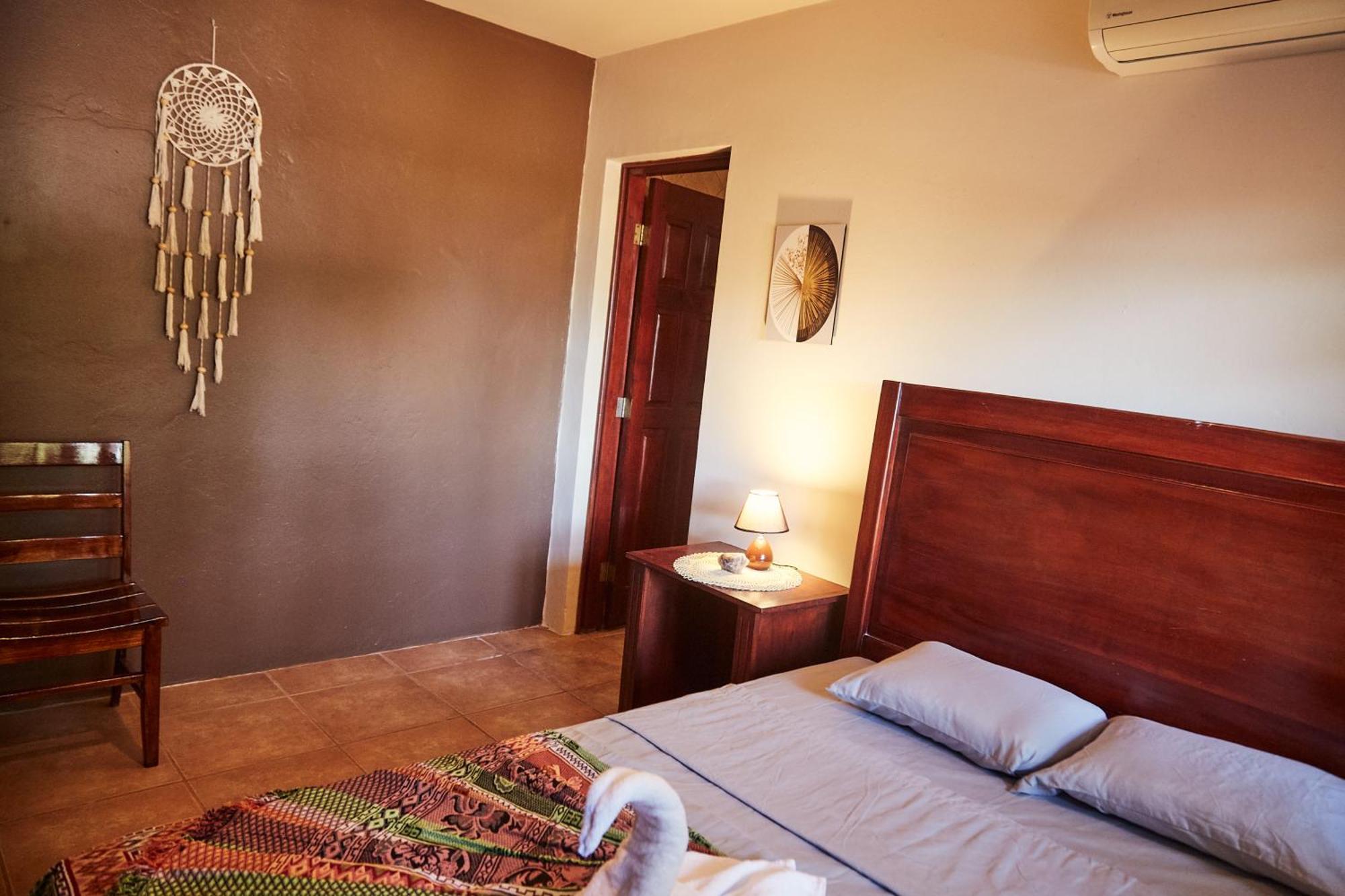 Queen Room with Garden View