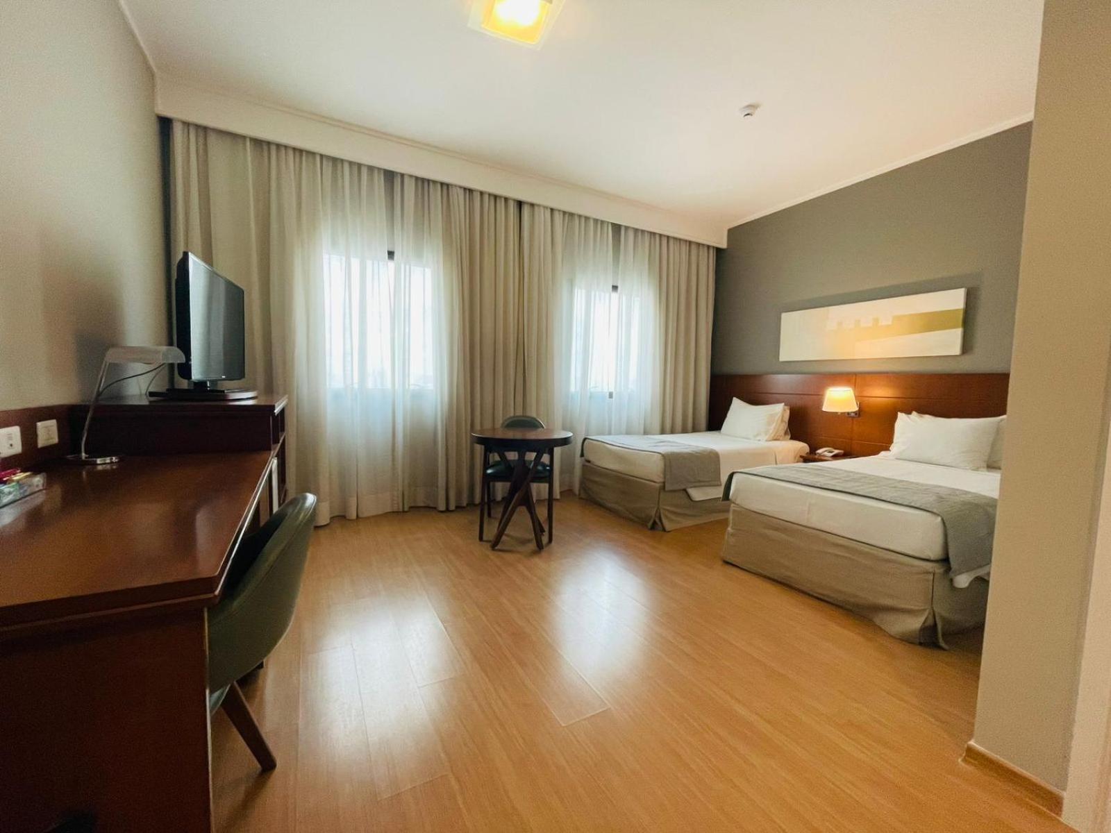 Twin Room,1636001703:JPEG
