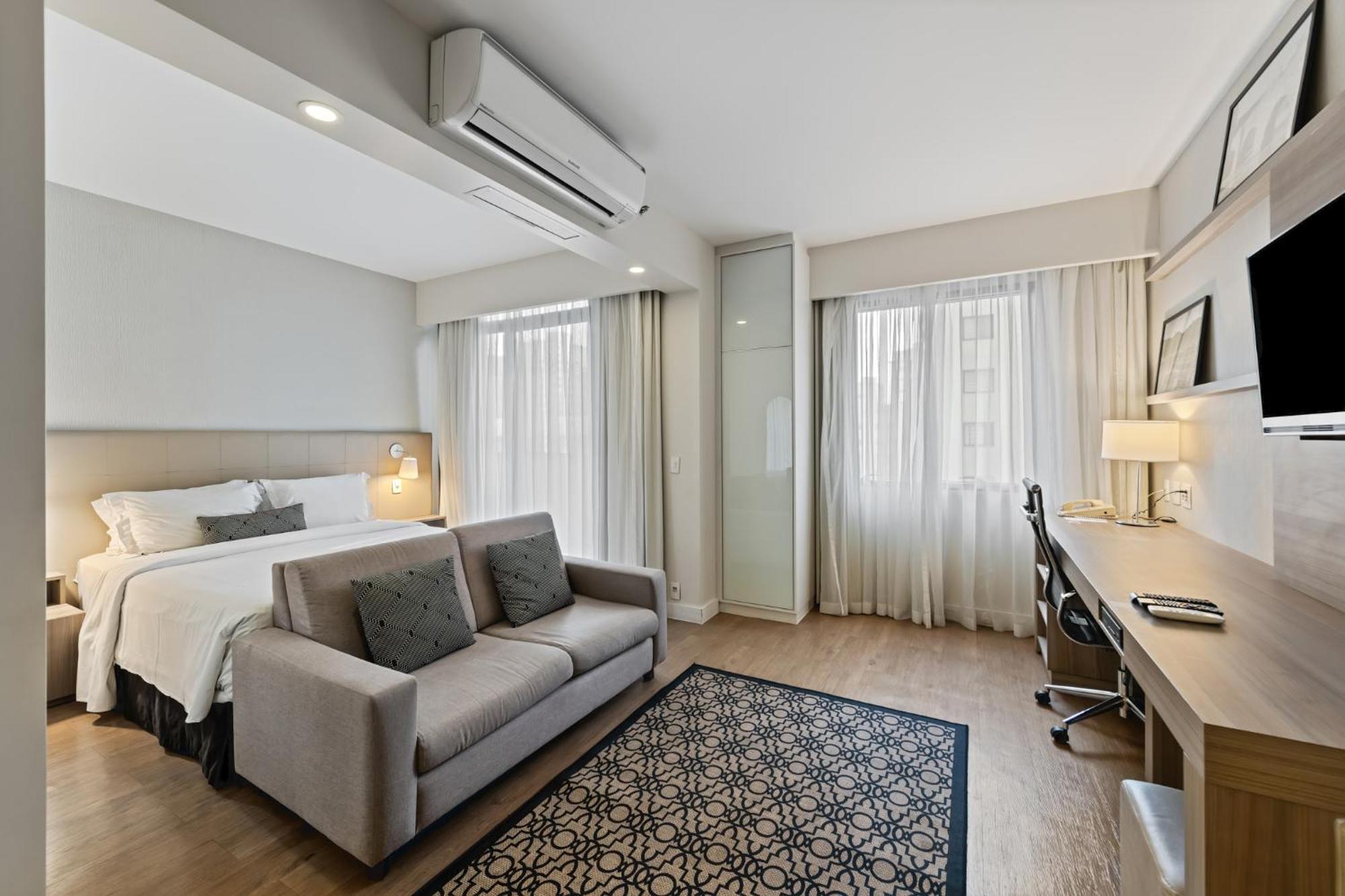 Queen Studio - Disability Access,1636010401:JPEG