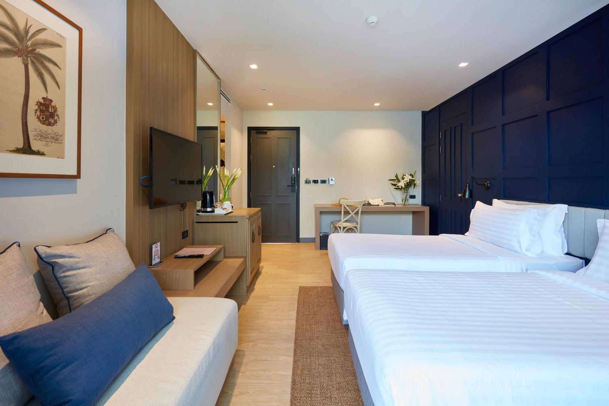 Twin Room with Balcony