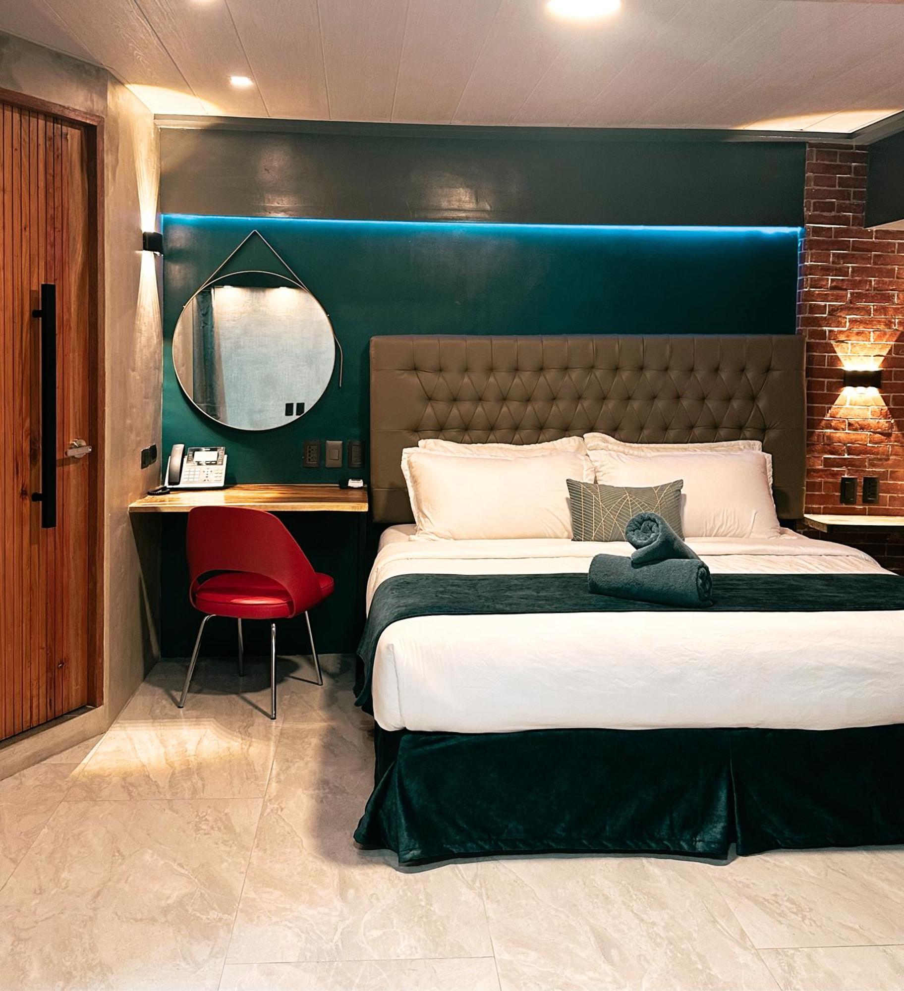King Suite with Spa Bath