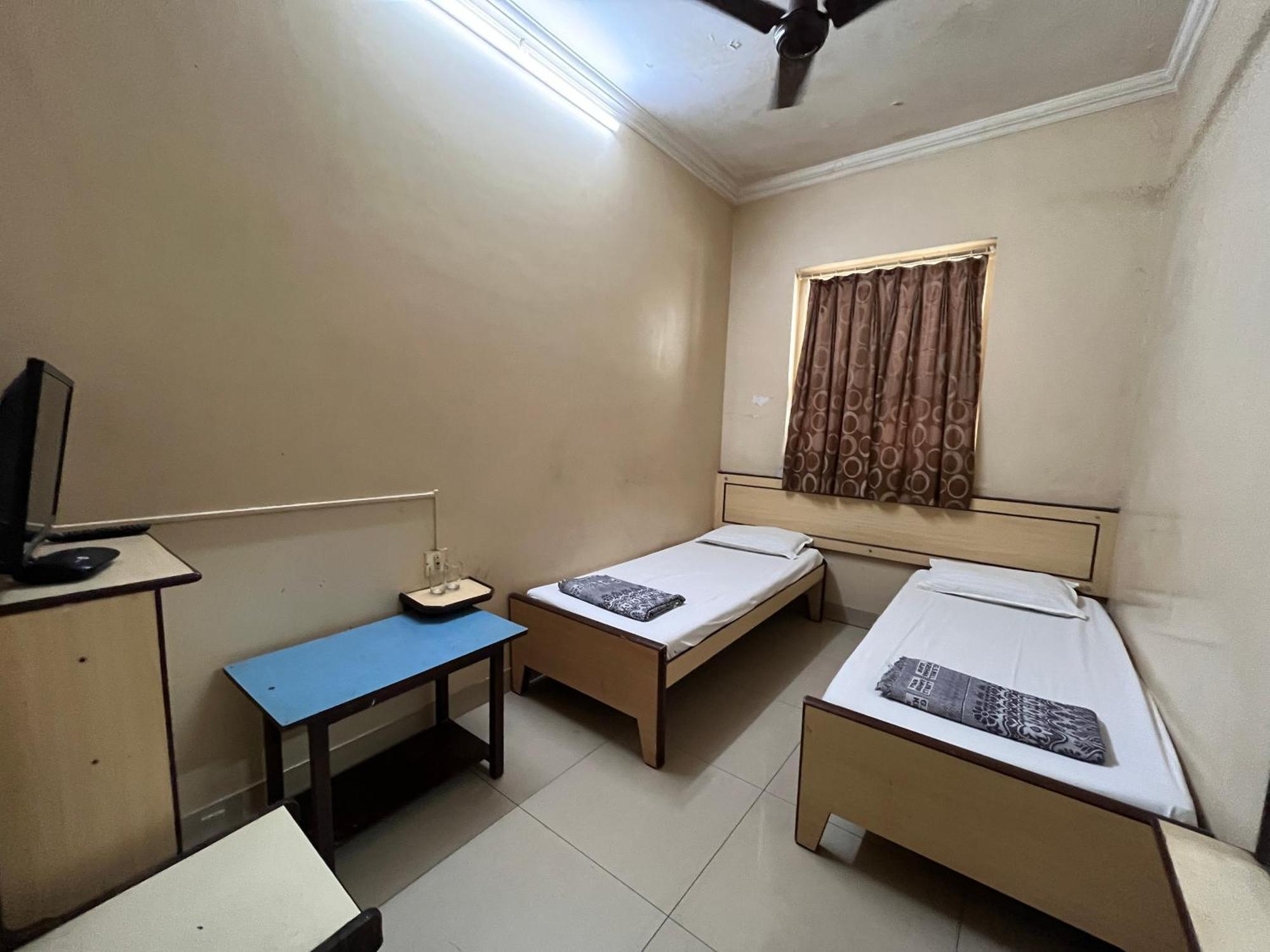 Double Room with Shared Bathroom