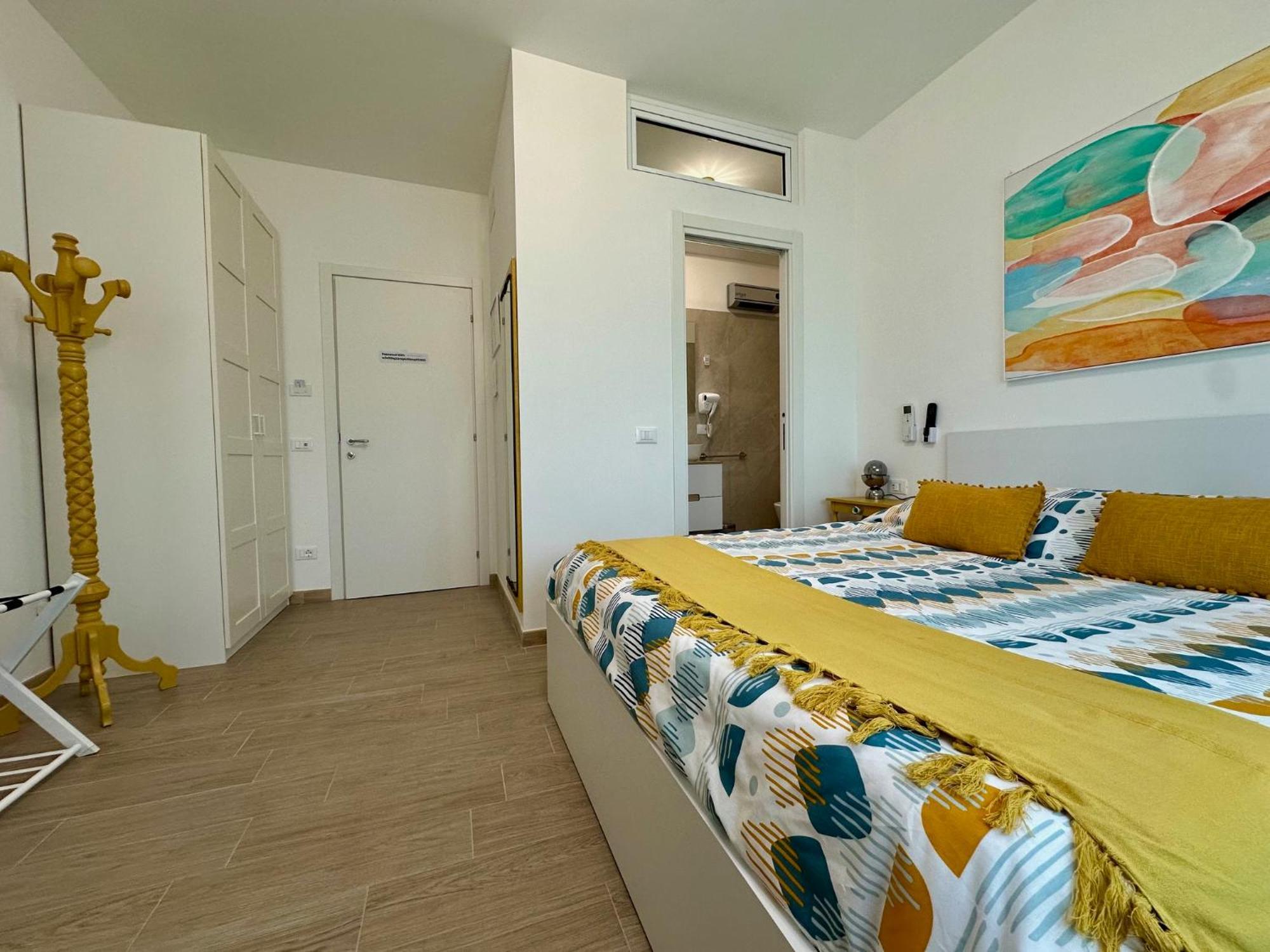 Double Room Private Bathroom