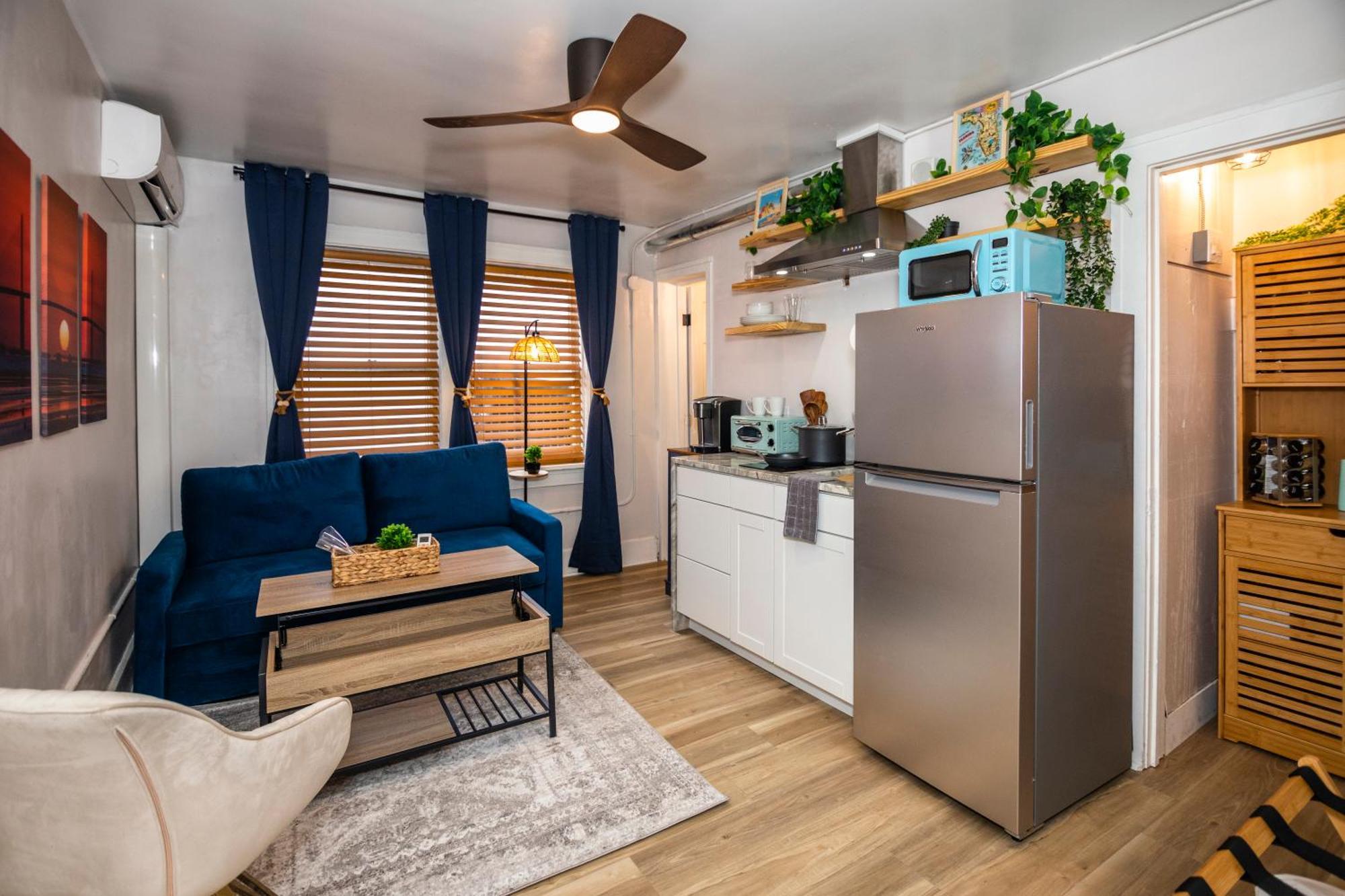 One-Bedroom Apartment