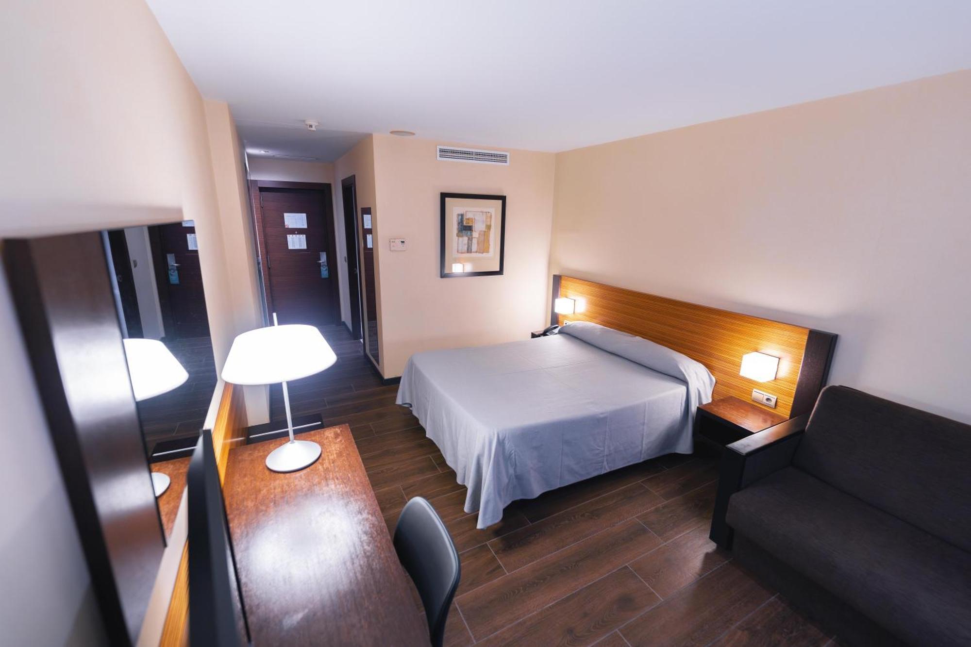 Comfort Double or Twin Room (2 Adults)