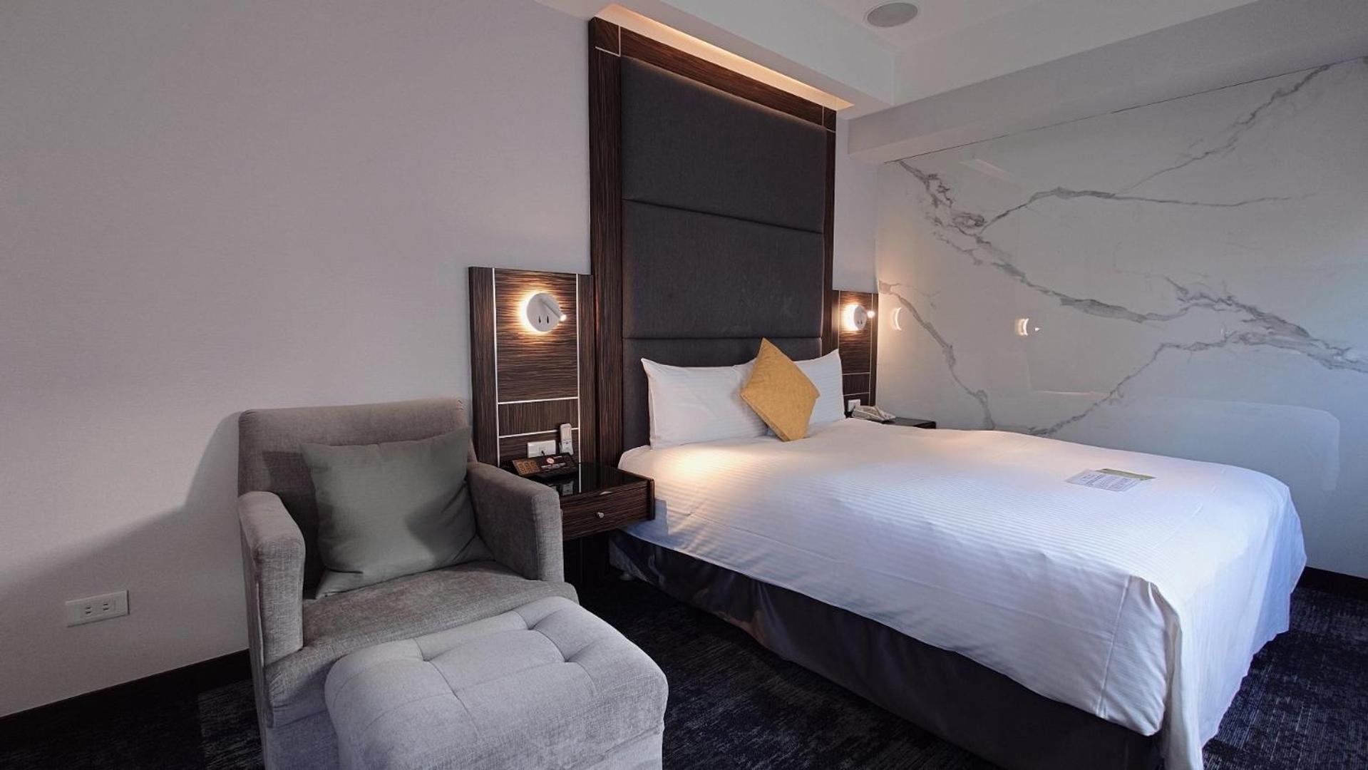 Double Room with Spa Bath