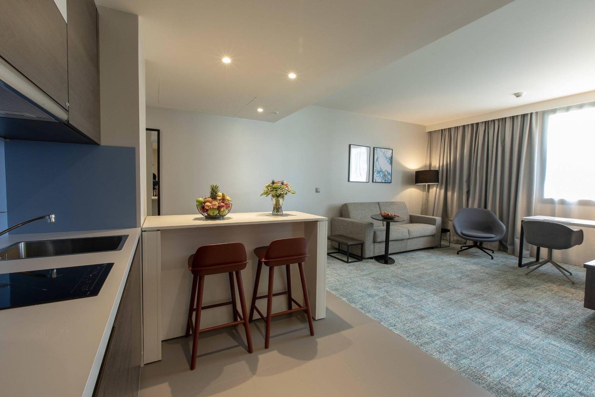 Grande Suite Familiale avec 1 Chambre Lit King-Size et Canapé-Lit