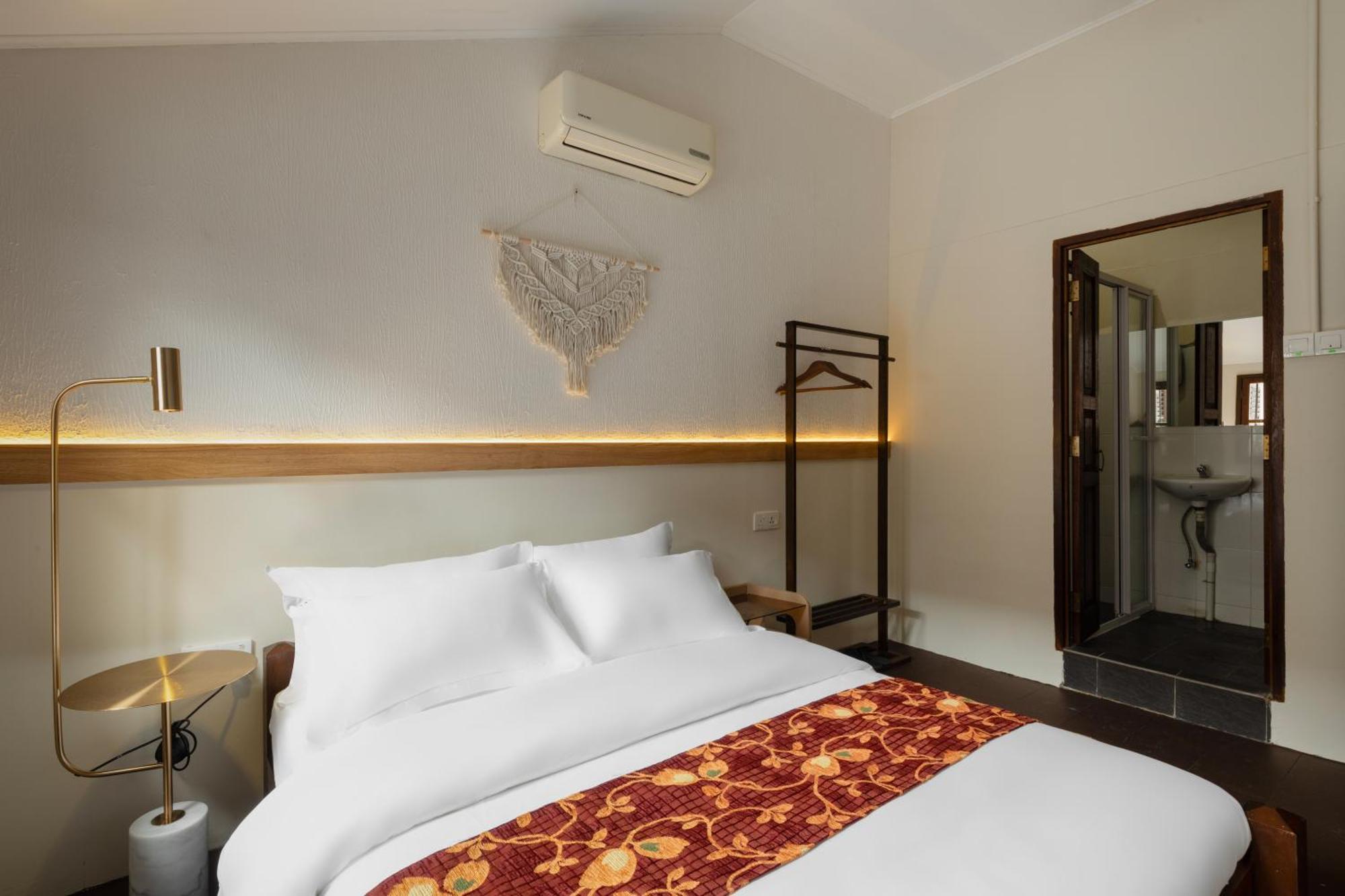 Superior Double or Twin Room,1637514342:JPEG
