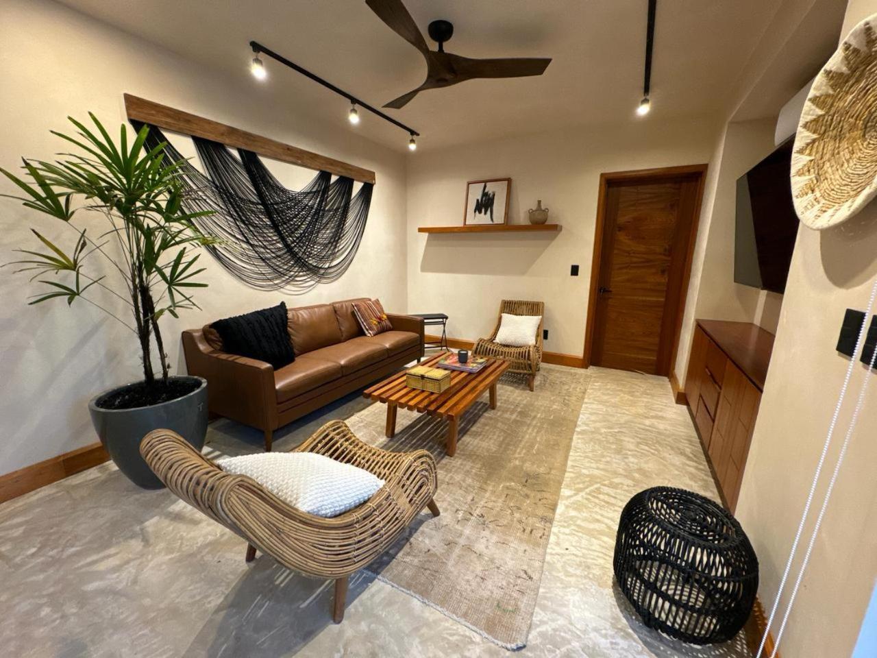 Deluxe One-Bedroom Apartment Garden View
