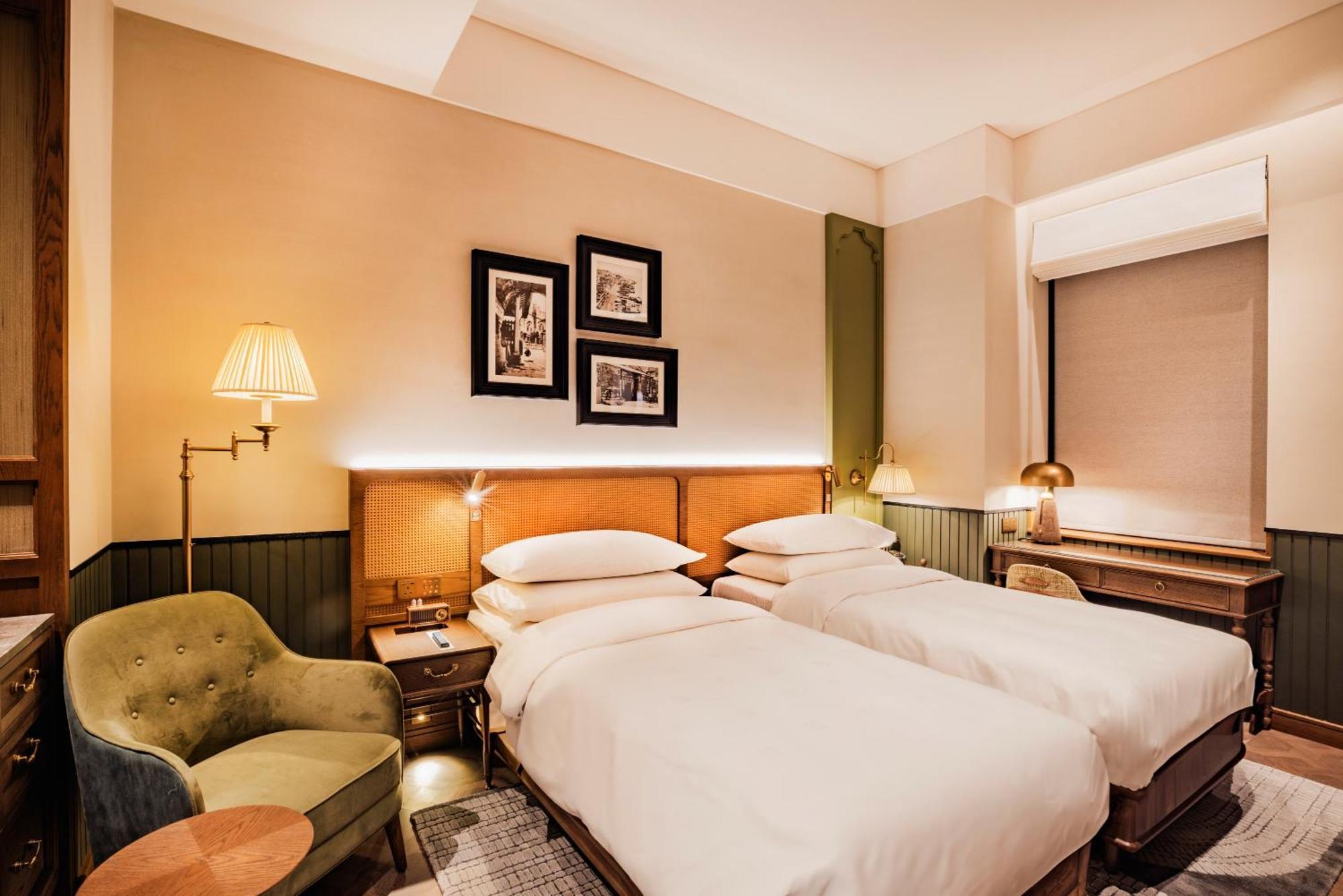 Superior Twin Room