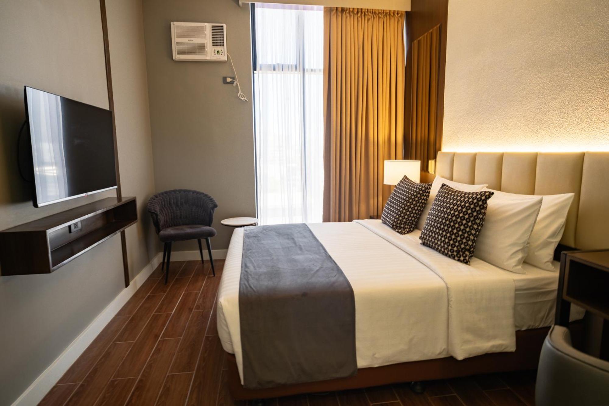 One-Bedroom Suite