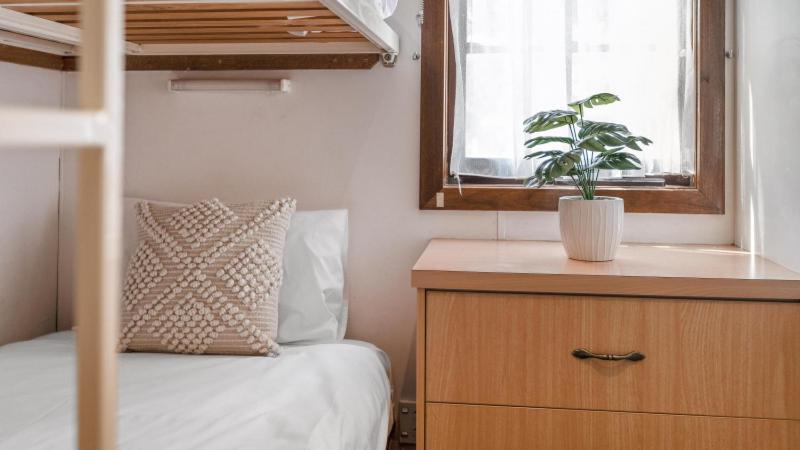 2 Bedroom Studio Inland
