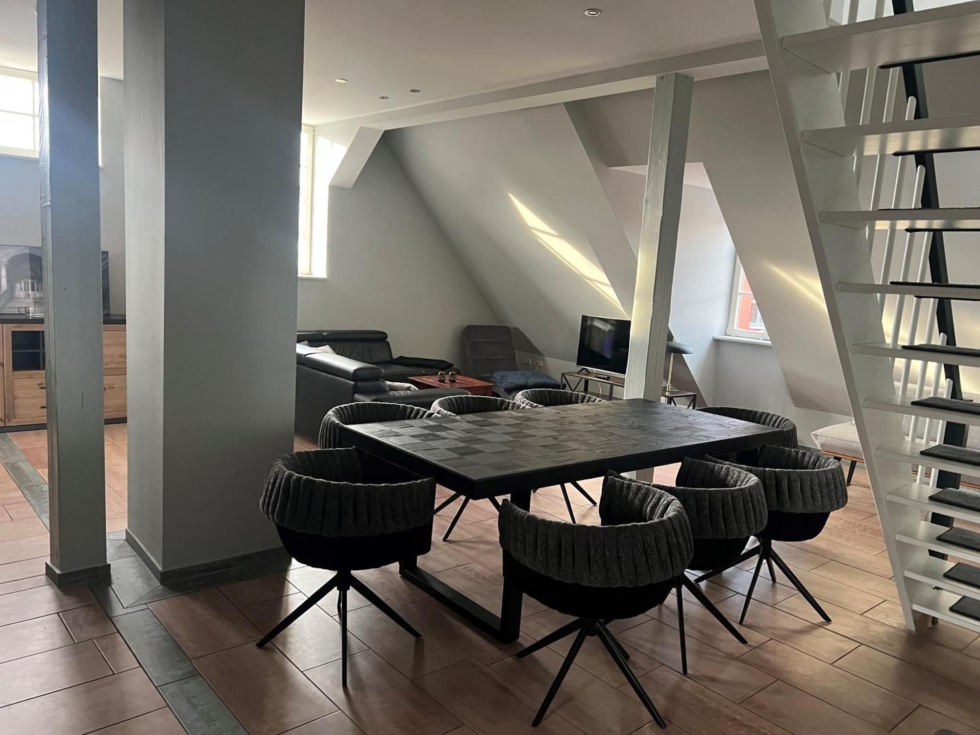 Apartment - Split Level